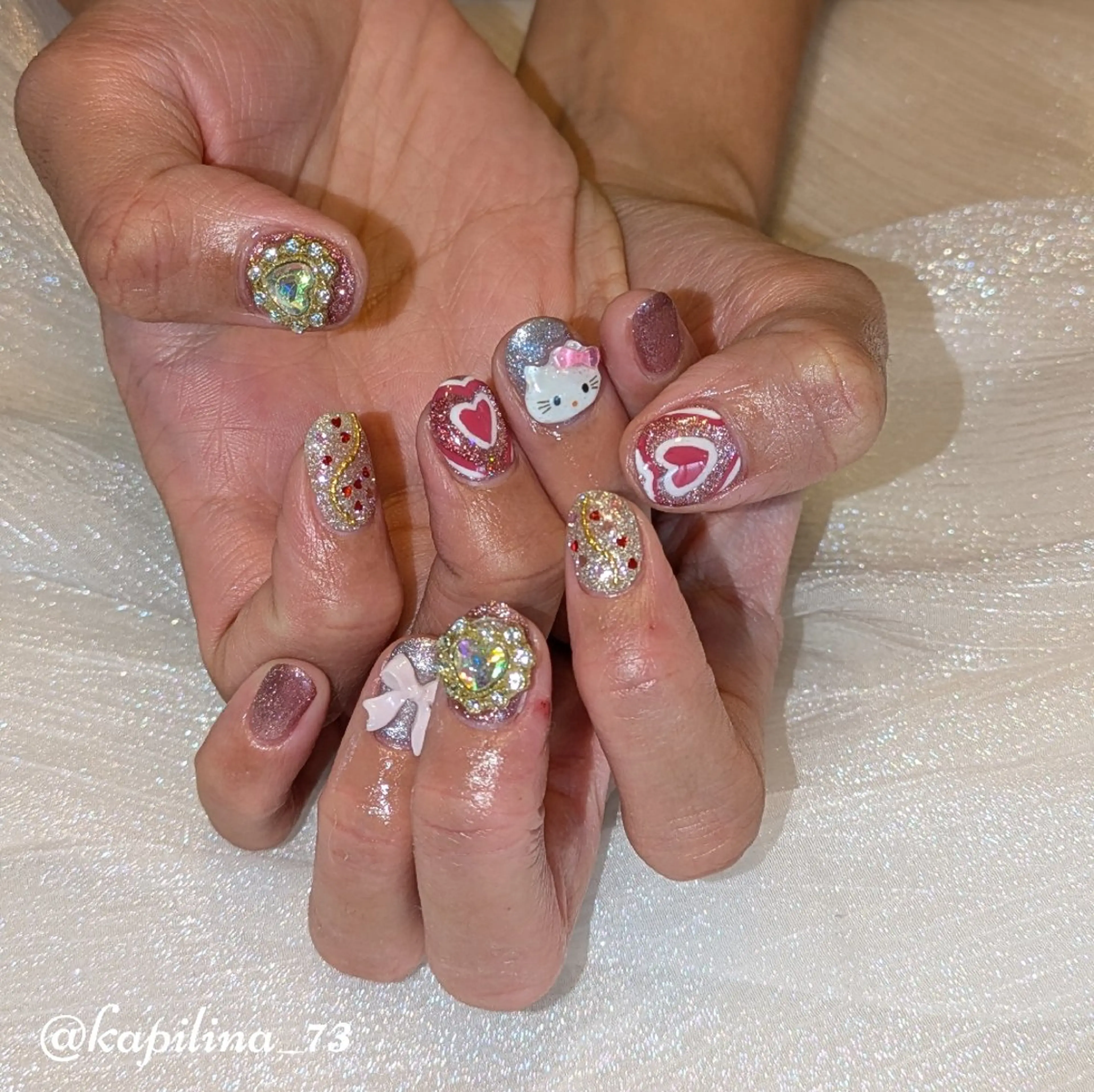 ネイル ハート Kapilina🌺 MOMOのネイルデザイン