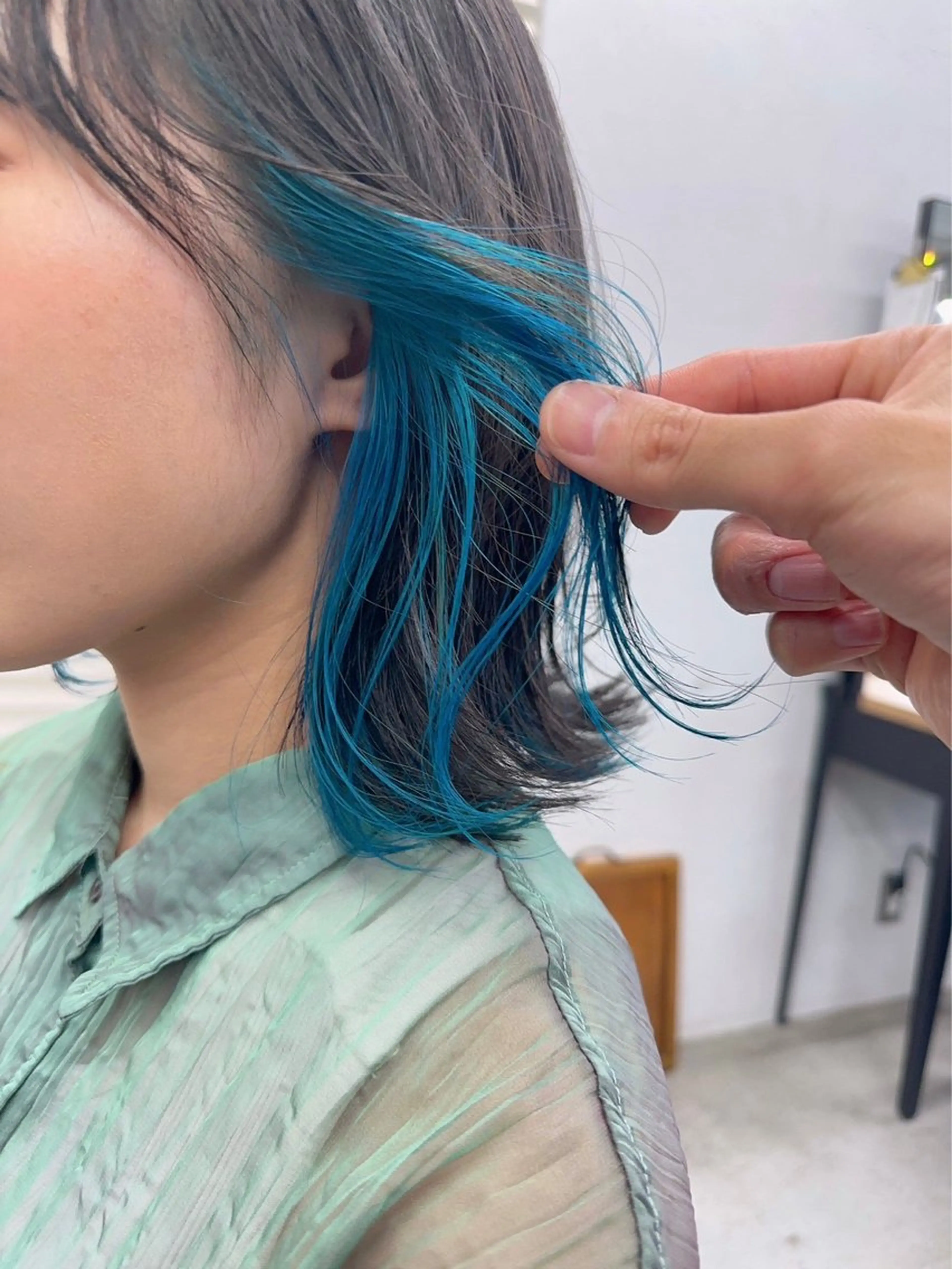 ショート カラー ブリーチ インナーカラー トリートメント RYOSUKE ハイトーンのヘアスタイル