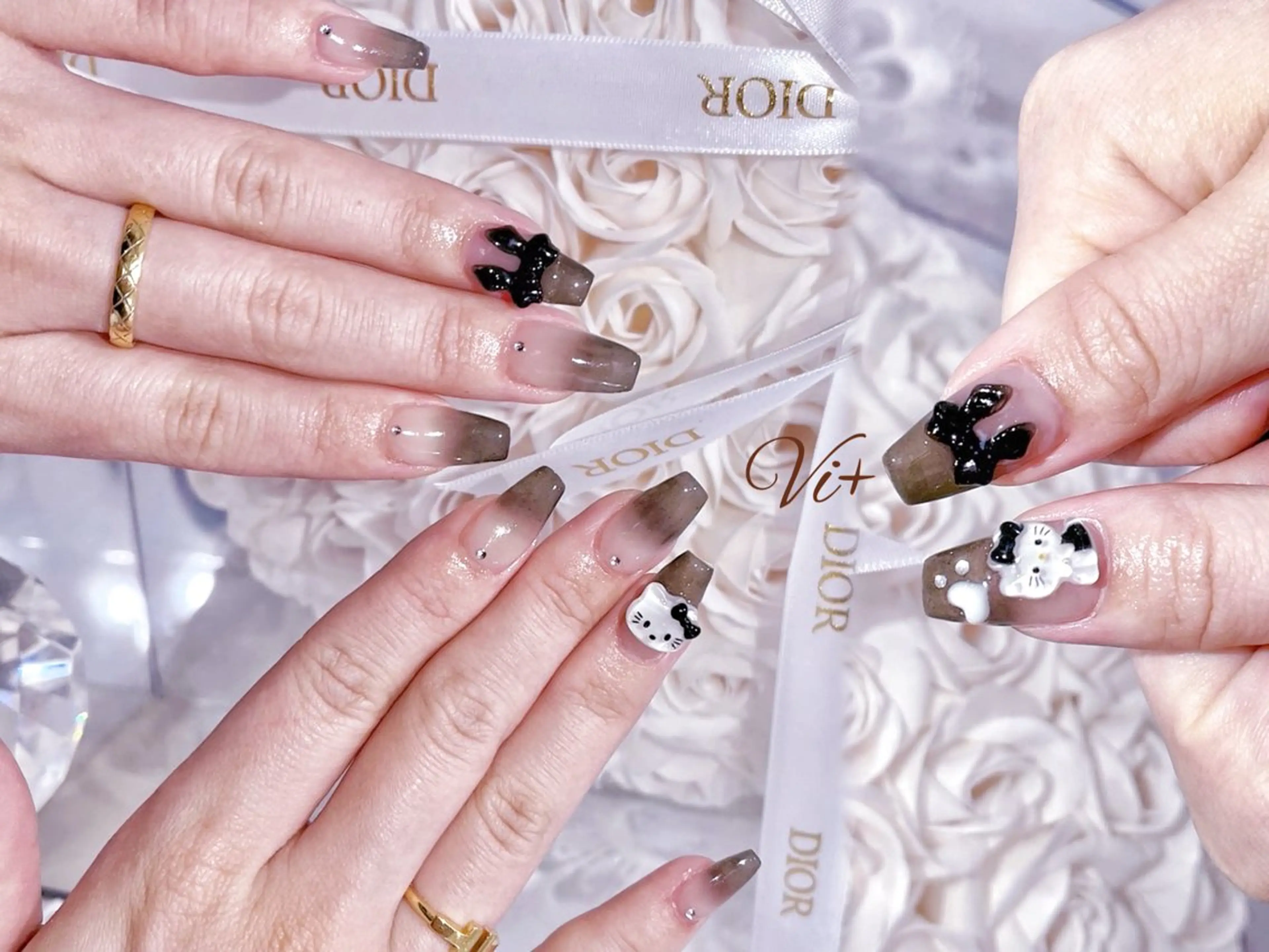 ネイル ハンドネイル ✨Nailsalon Vi+✨のネイルデザイン