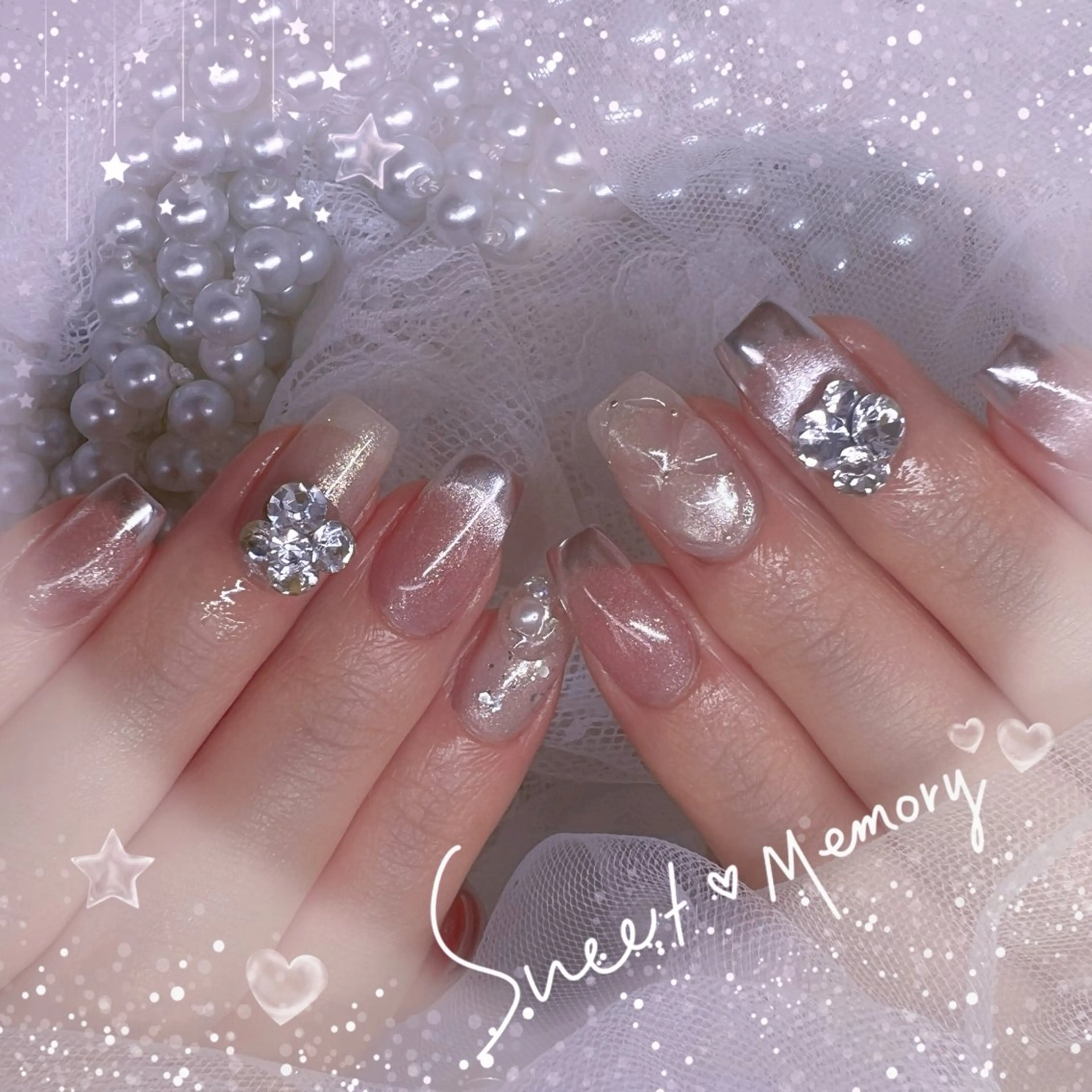 ネイル チークネイル フレンチネイル ガーリー ガラスフレンチ グラデーション ハンドネイル Chill Nailsalonのネイルデザイン