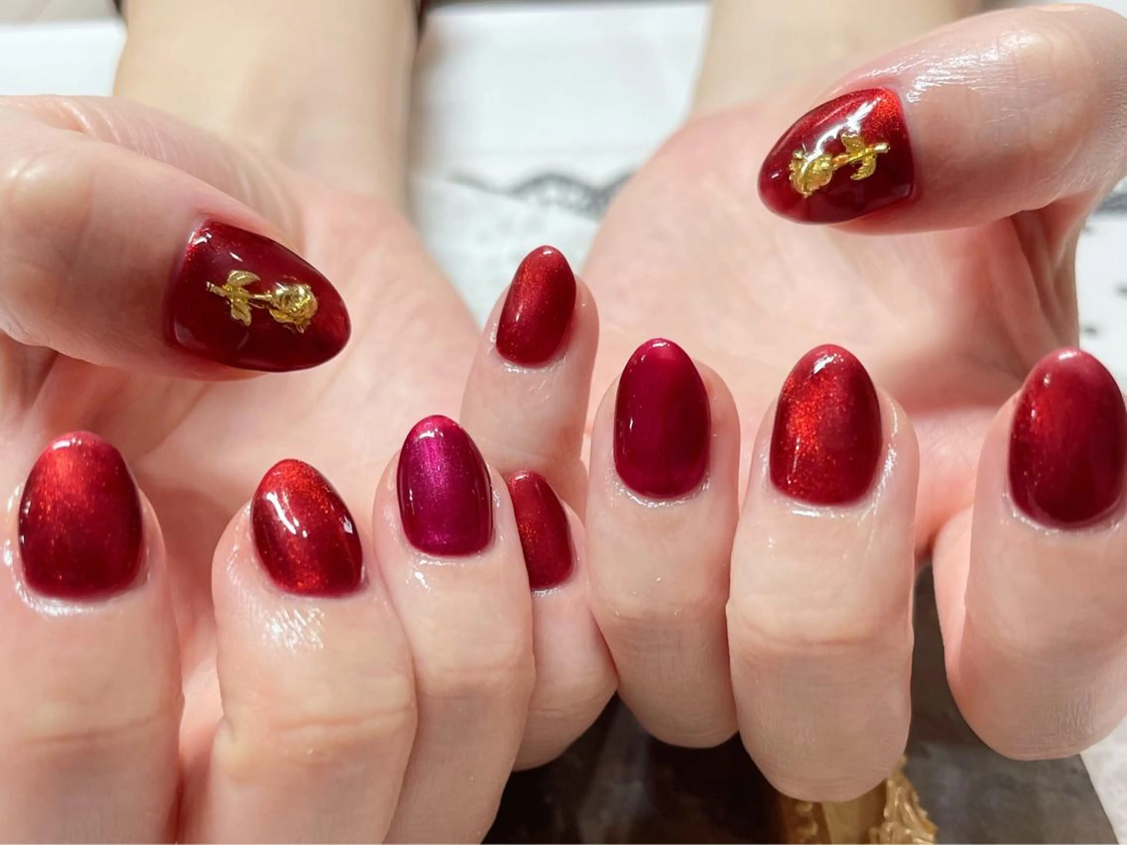 ネイル ハンドネイル マジック ミラーのネイルデザイン