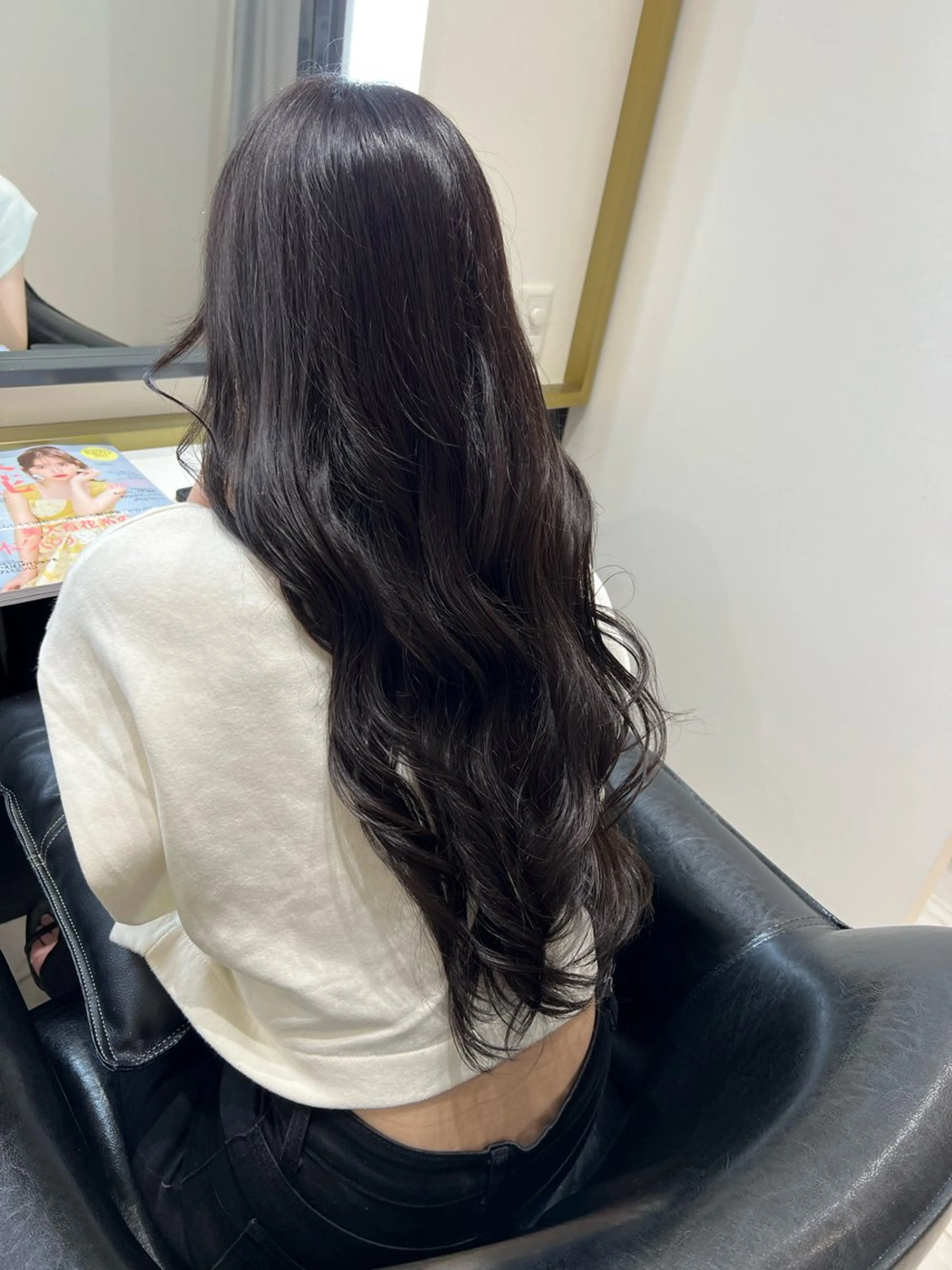 カラー 山本 麗のヘアスタイル