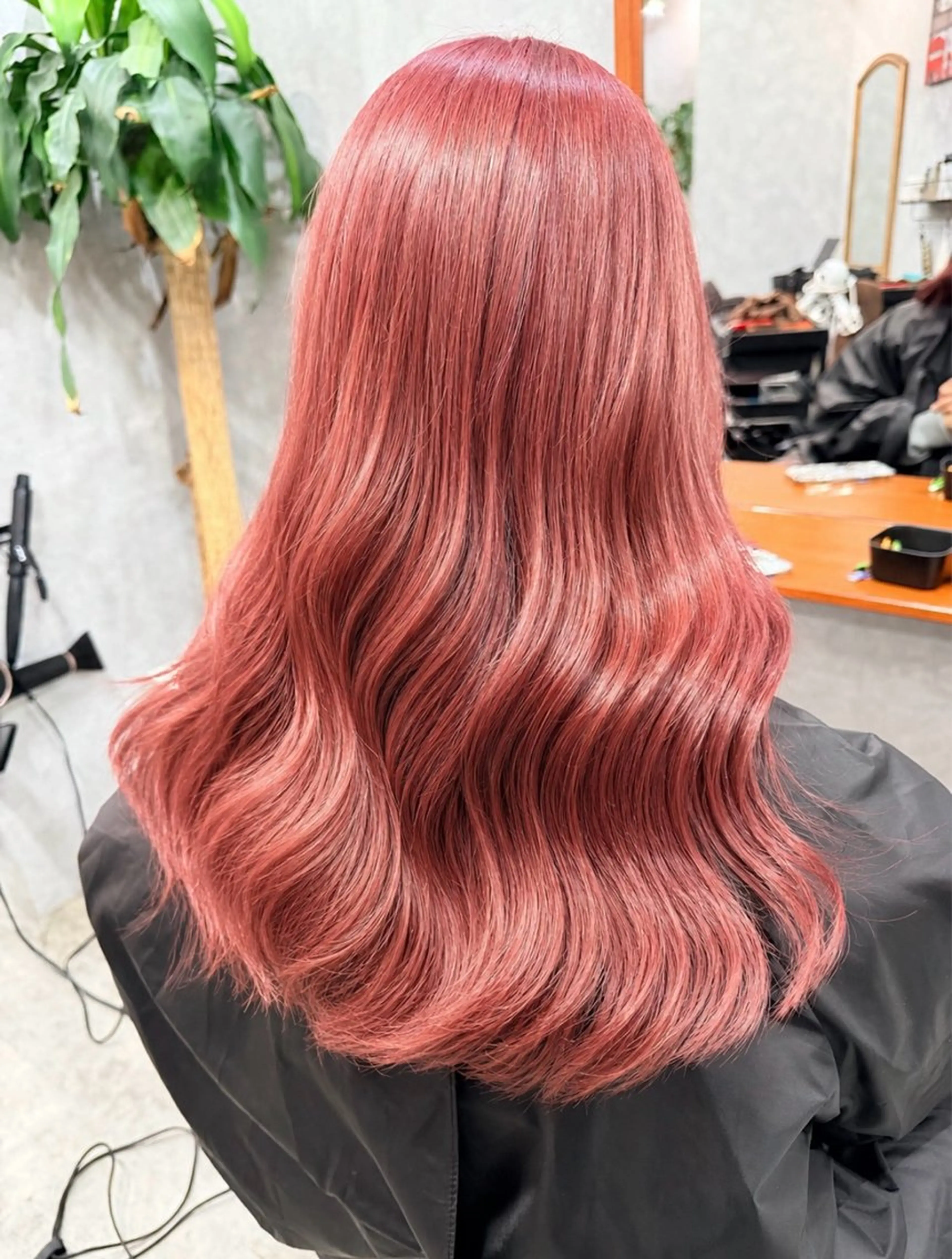 ロング カラー ヘアカラー C'LD Hair トモヤのヘアスタイル