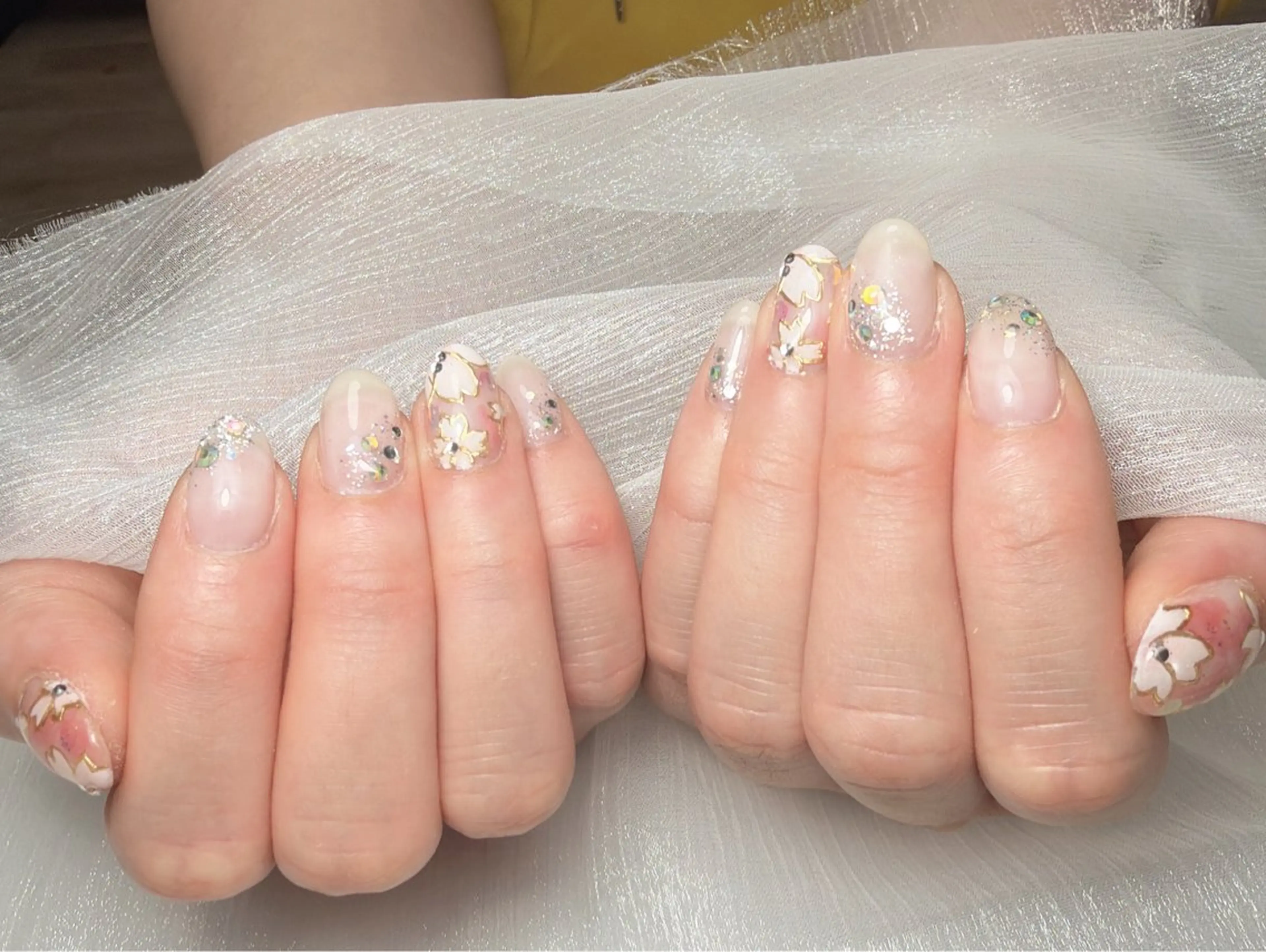 ネイル ハンドネイル オーラ ネイルサロンのネイルデザイン