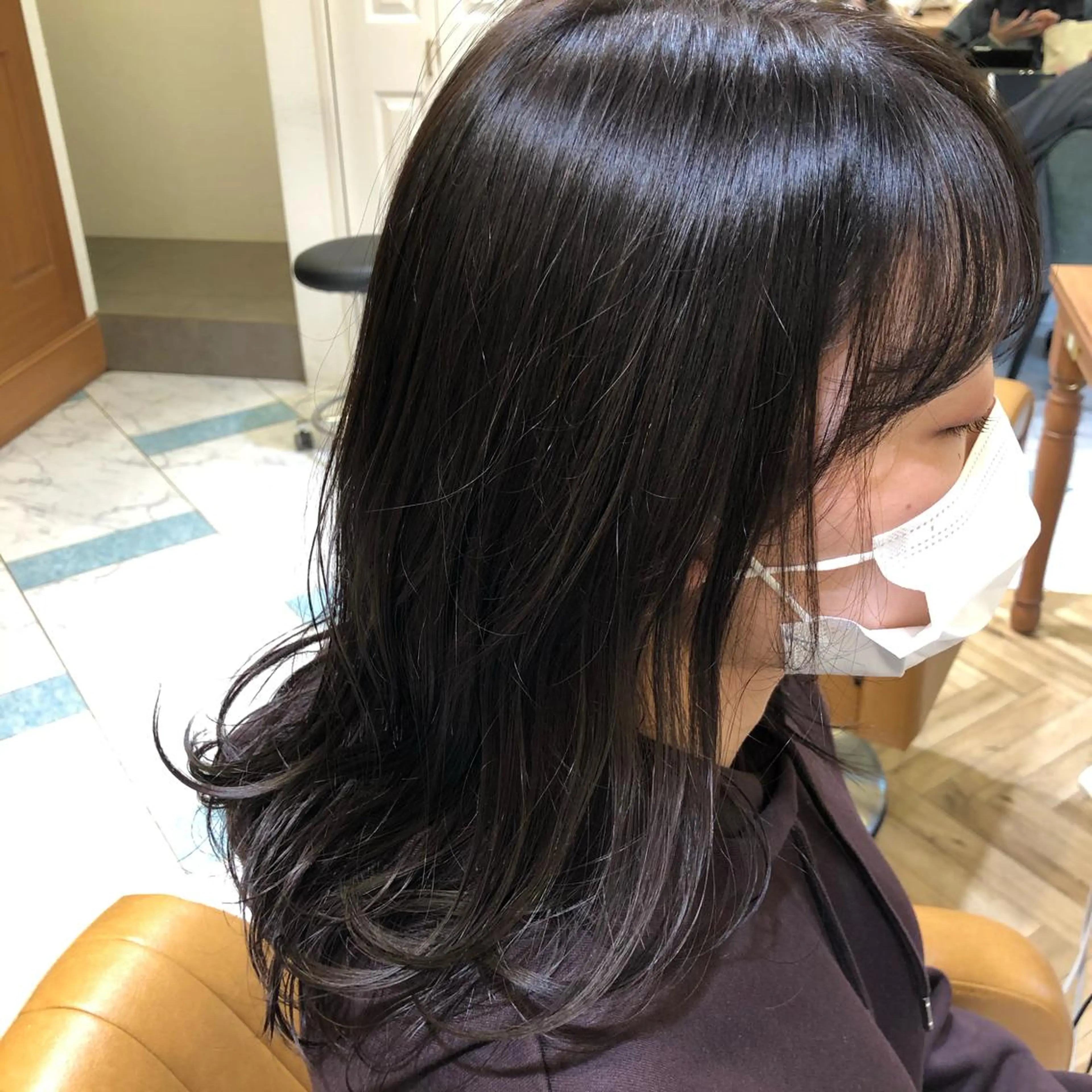 セミロング カラー 縮毛矯正　髪質改善 韓国風レイヤー　吉田のヘアスタイル