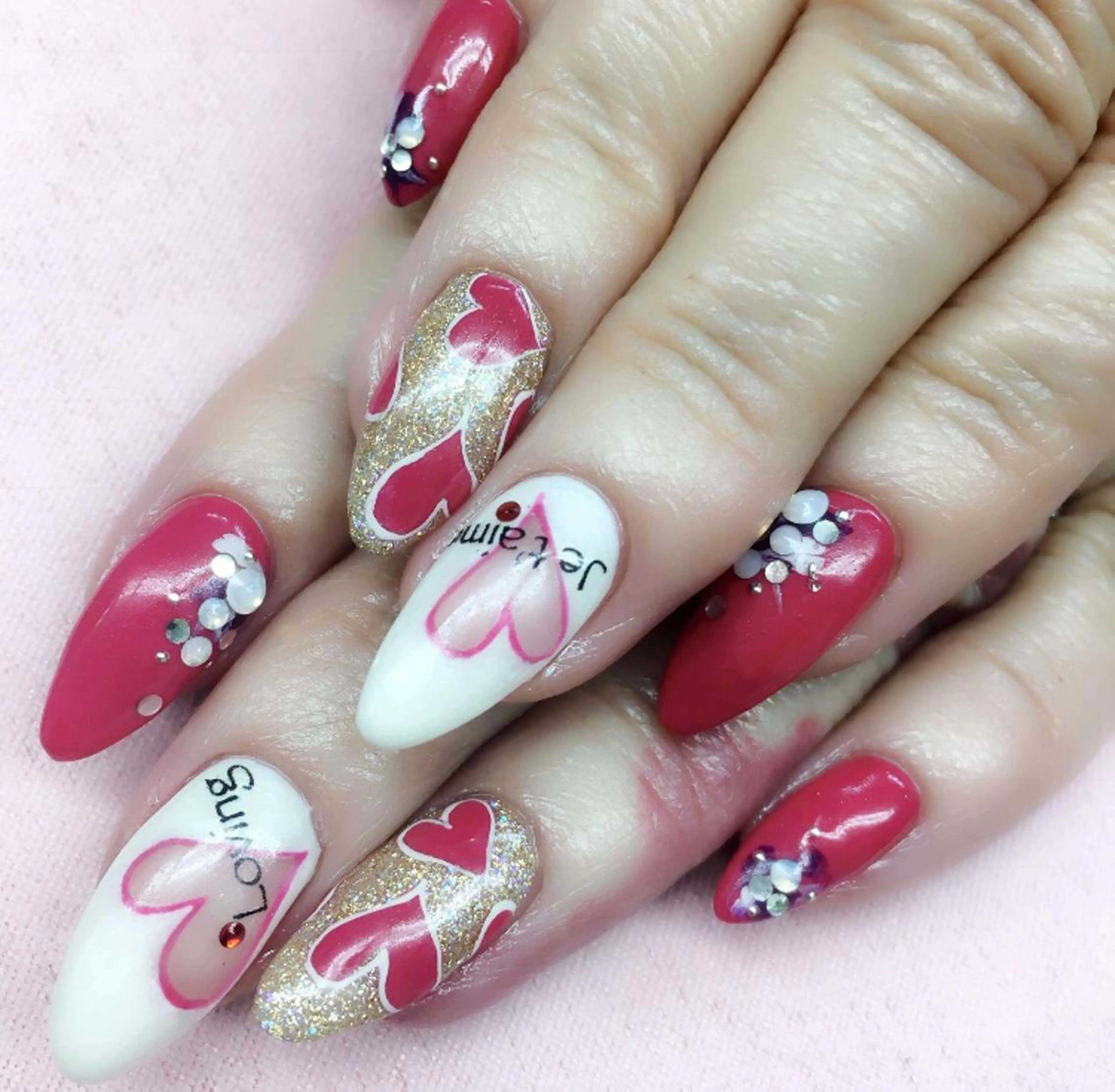 ネイル Angeailes〜アンジュエール〜所属・開運ネイル Angeailesのネイルデザイン