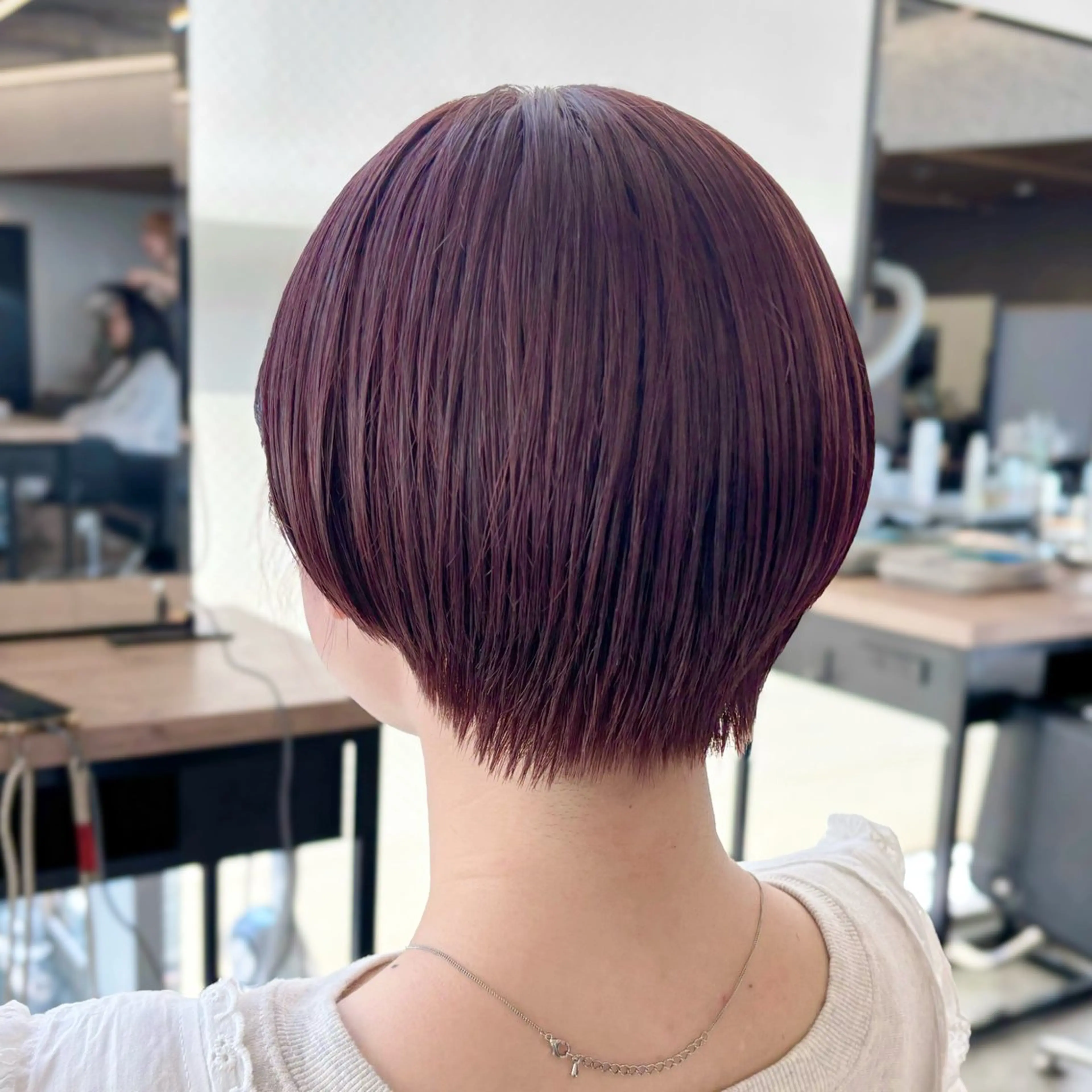 ショート カラー 丸みショート ピンクカラー ショートヘア 顔まわり🥨レイヤー /透明感/水口舞奈のヘアスタイル