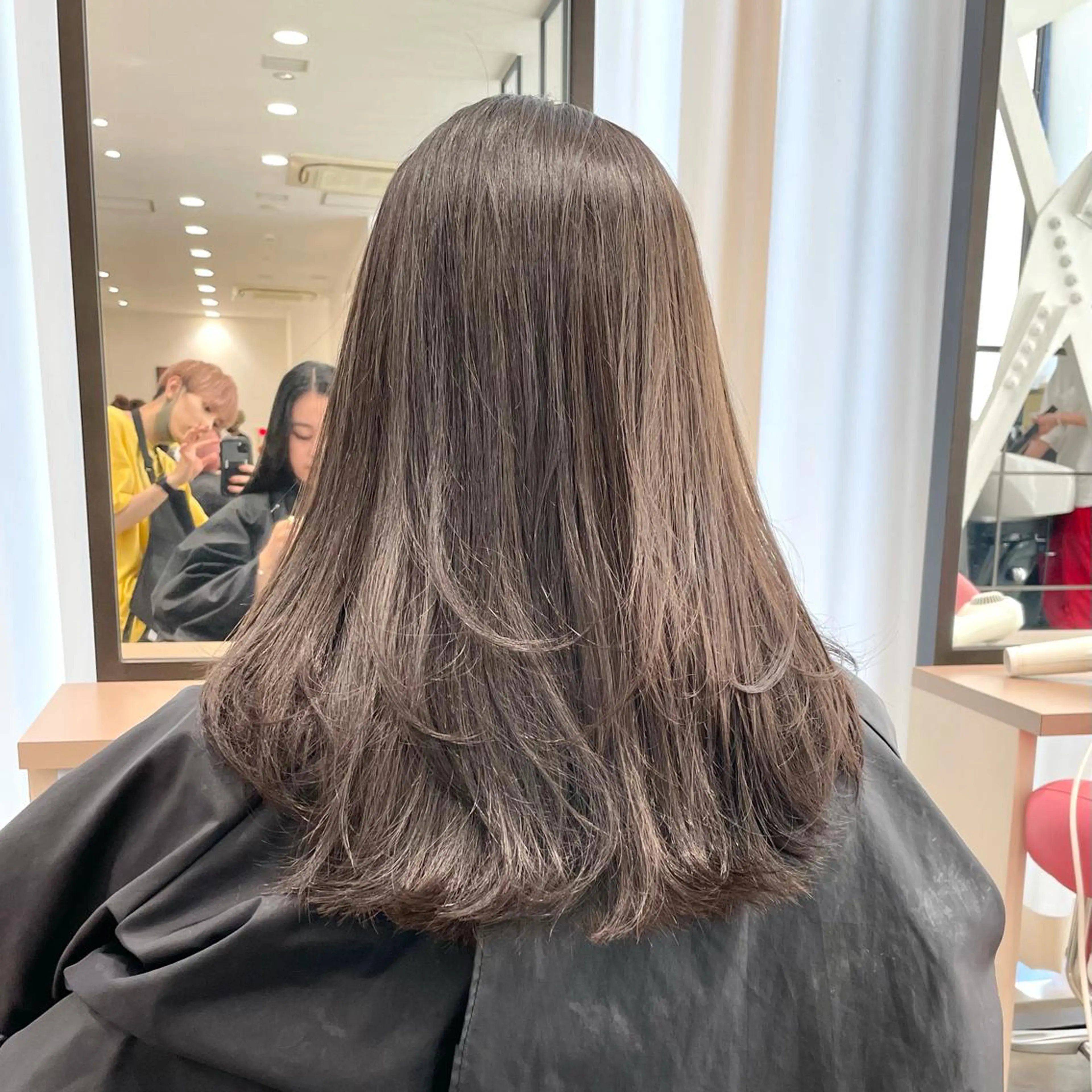 ロング カラー ヘアアレンジ 🧸ハイトーン🧸 ゆっきー🧸のヘアスタイル