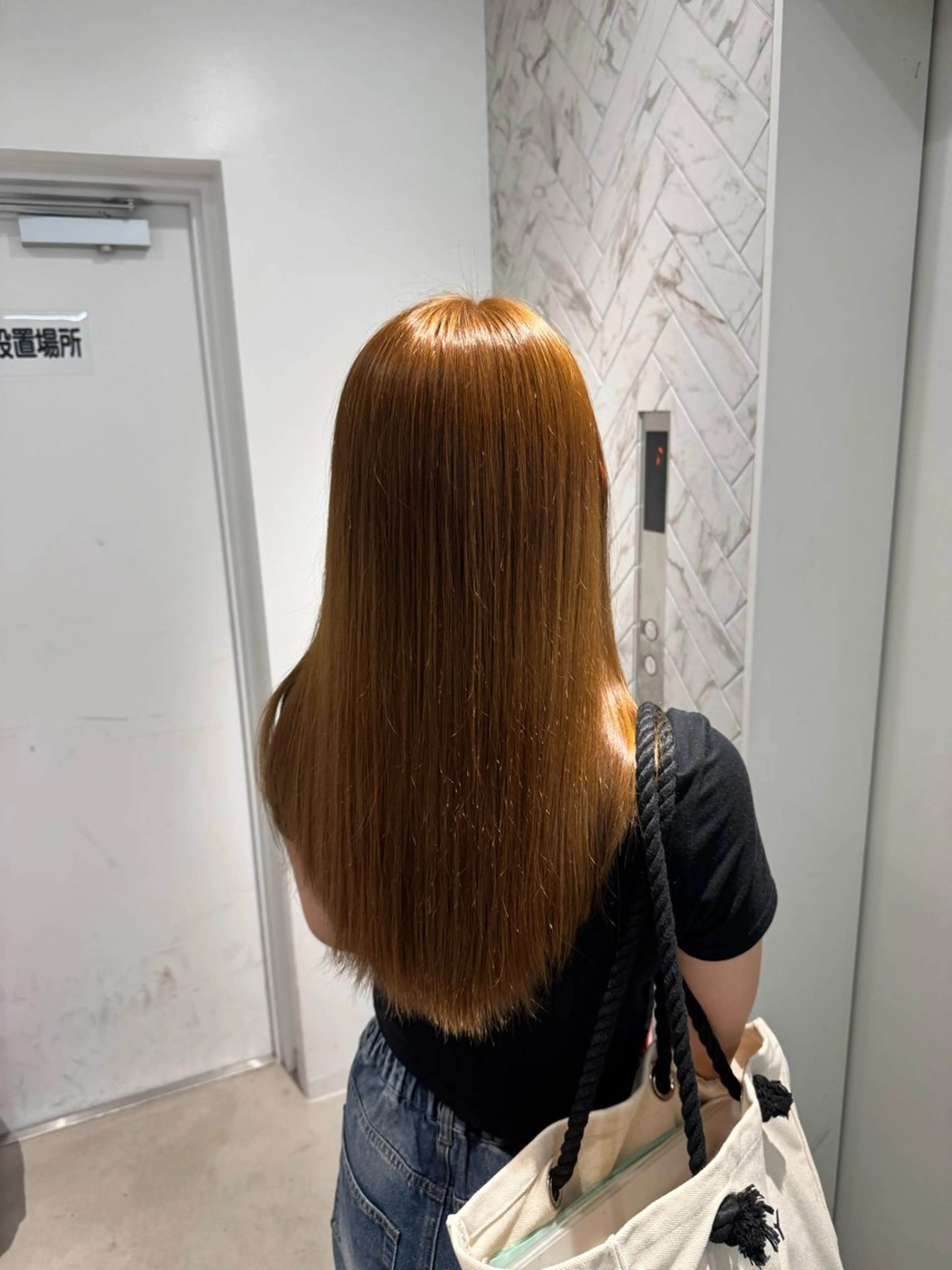 【🌟4月限定クーポン🌟】ブリーチなしWカラー+うる艶トリートメント🧴🫧の写真