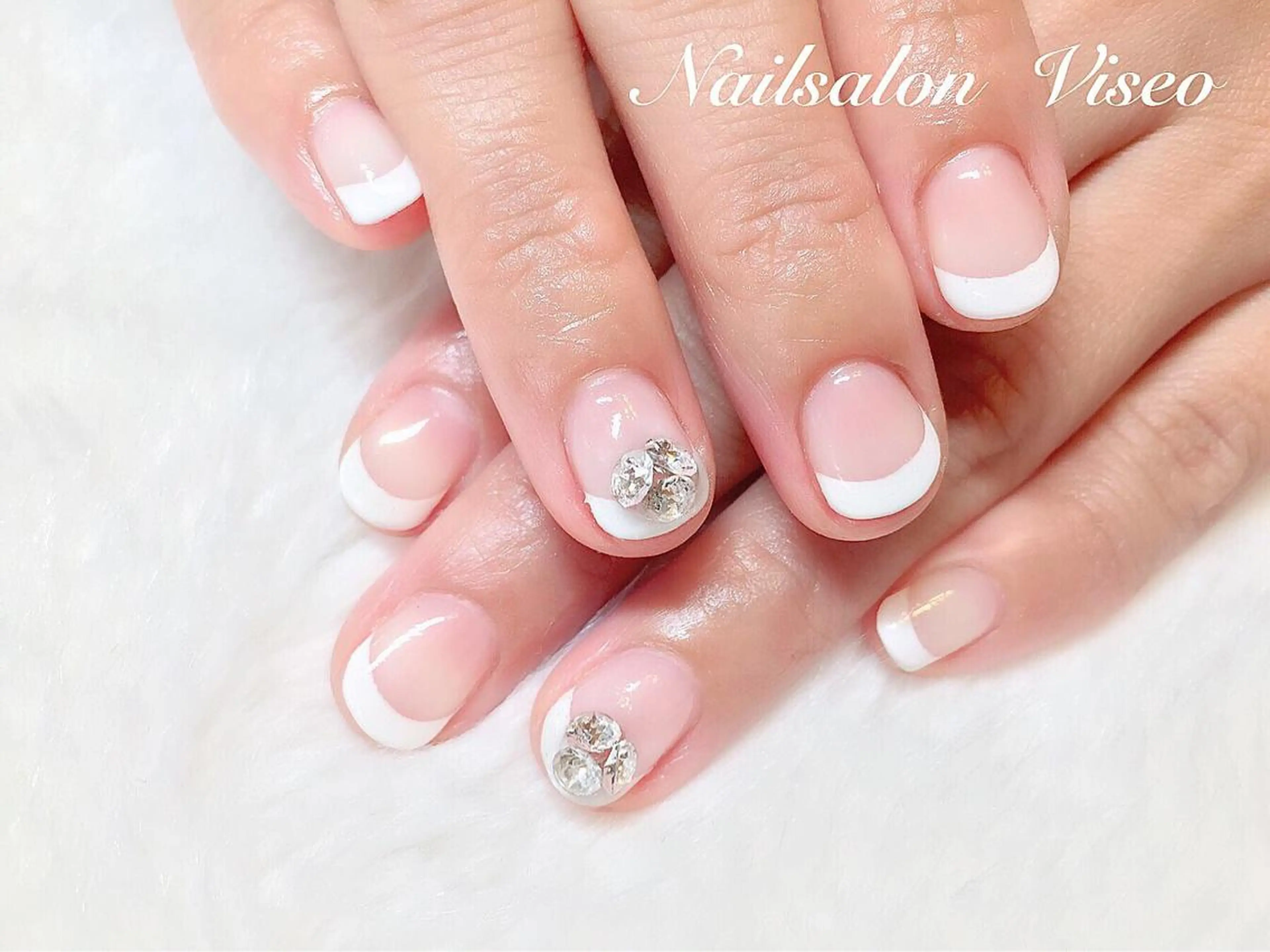 ネイル Viseo《6週間 長持ちパラジェル》のネイルデザイン