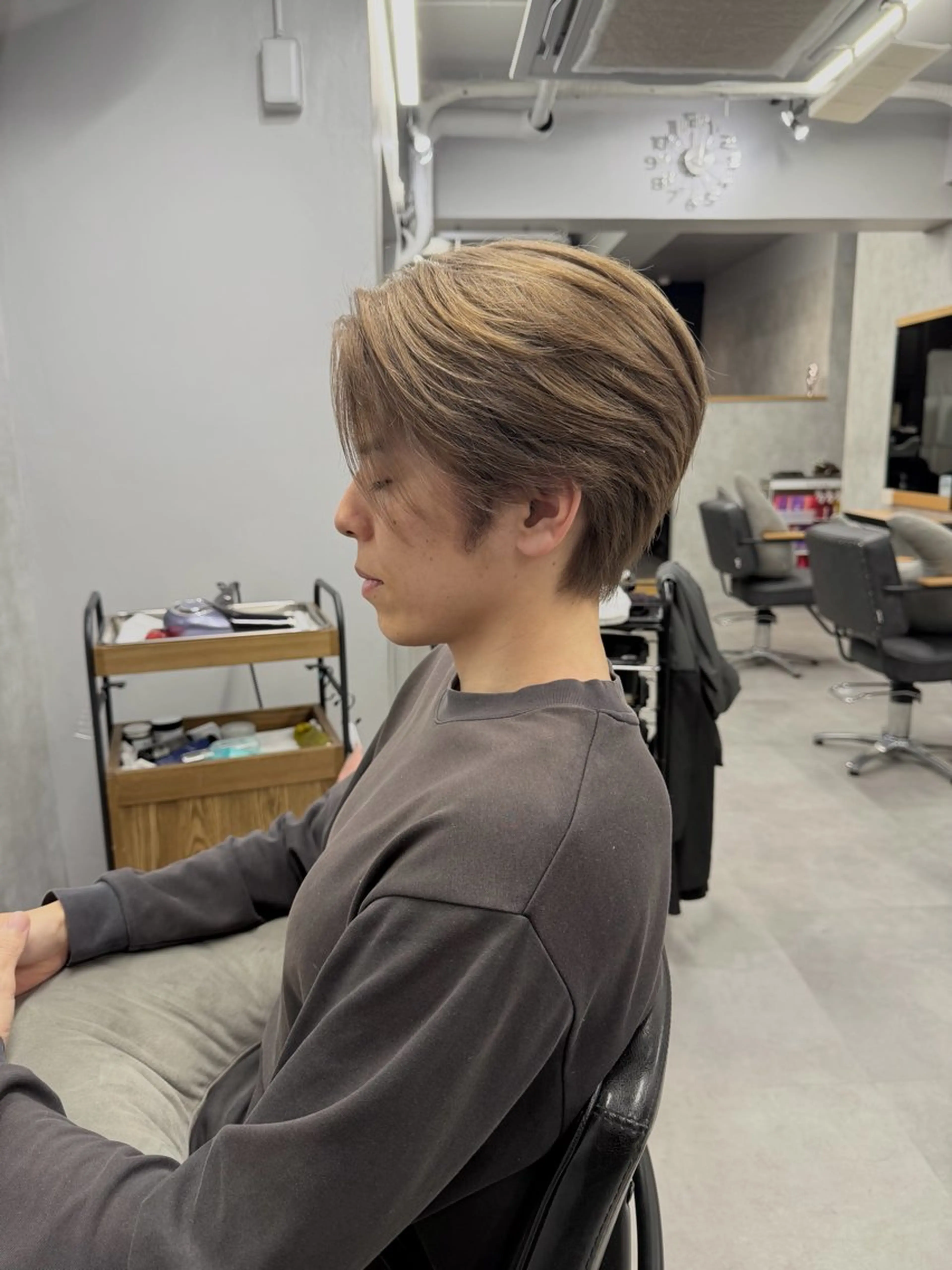 メンズ センターパート カット ヘアカラー Chlan岡本 フウトのヘアスタイル