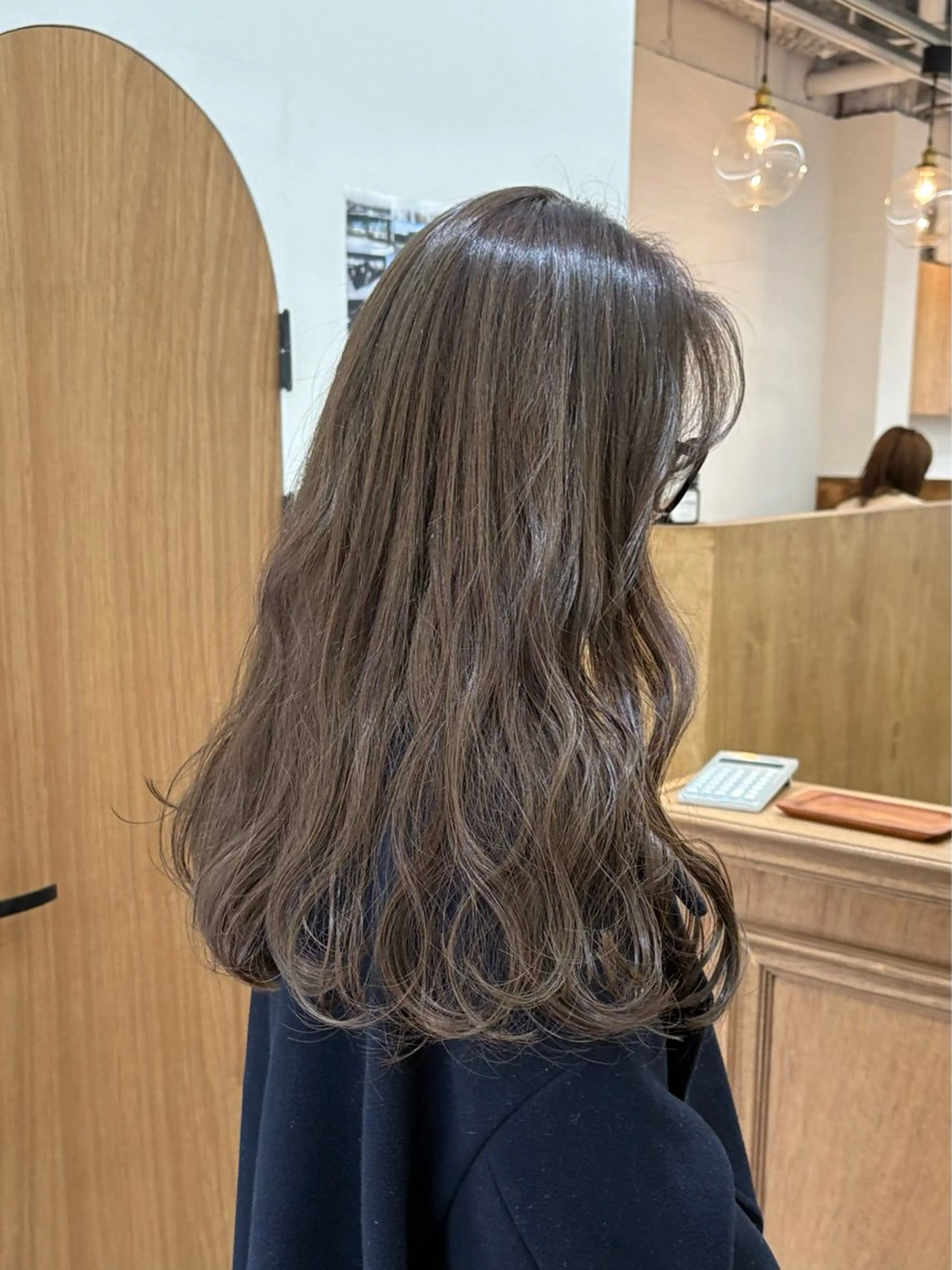 セミロング カラー ヘアアレンジ ベージュカラー カット ヘアカラー トリートメント ハル🌸柔色/ ブリーチなし/艶髪のヘアスタイル