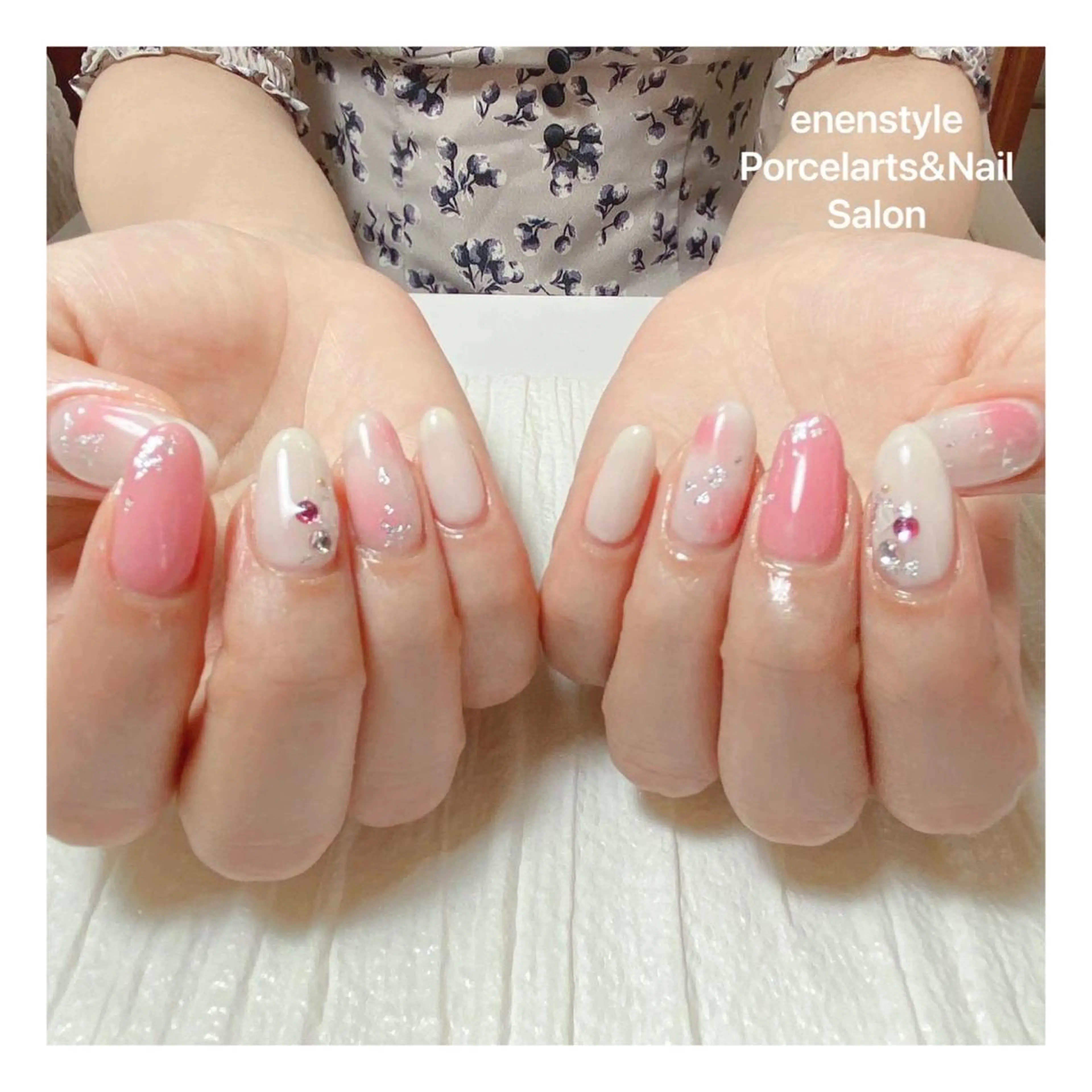 ミディアム ネイル ハンドネイル 👑enen style👑のネイルデザイン