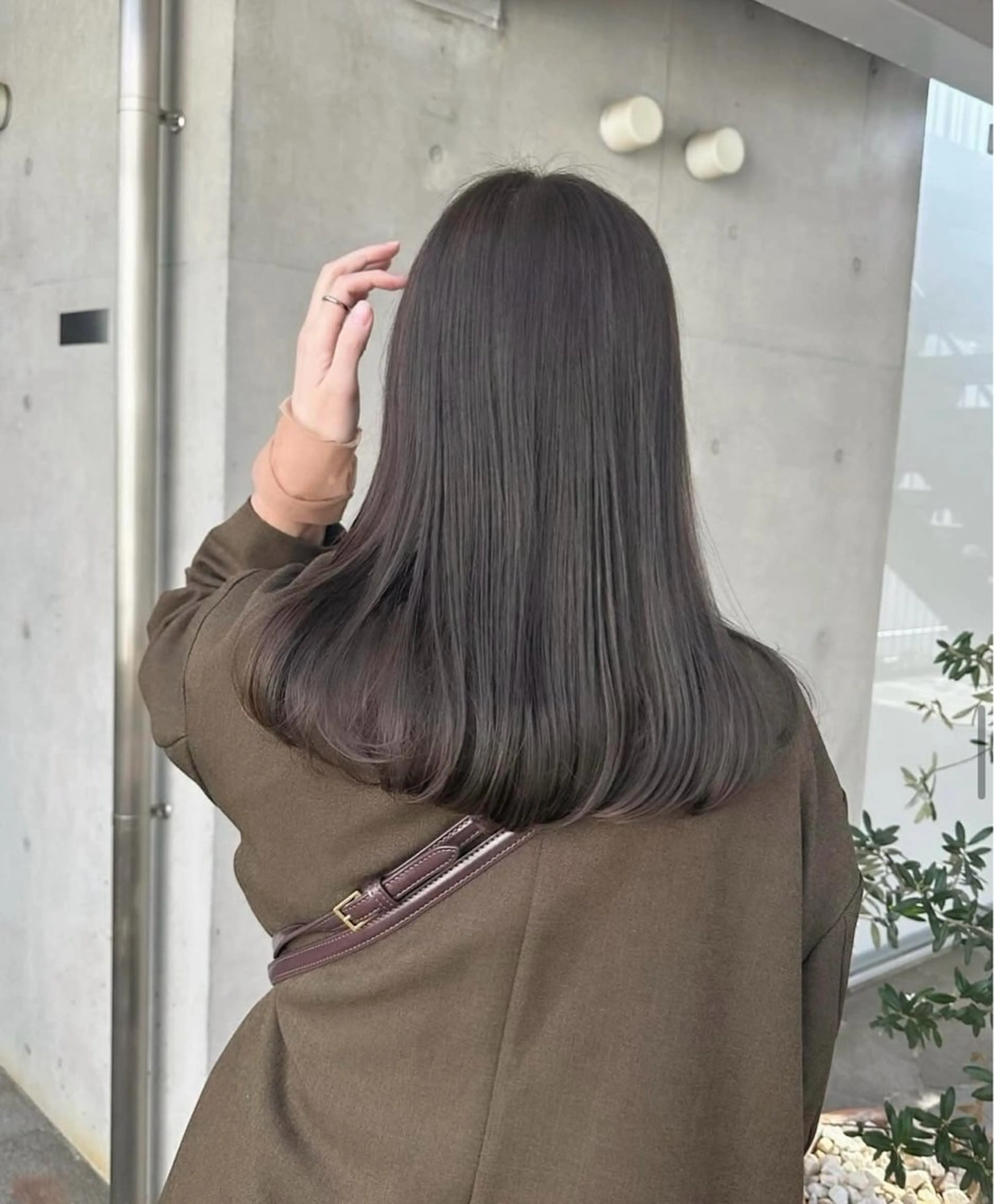 ミディアム カラー ヘアアレンジ ベージュカラー オリーブベージュ 🎀透明感カラーෆ 🪄Maikoのヘアスタイル