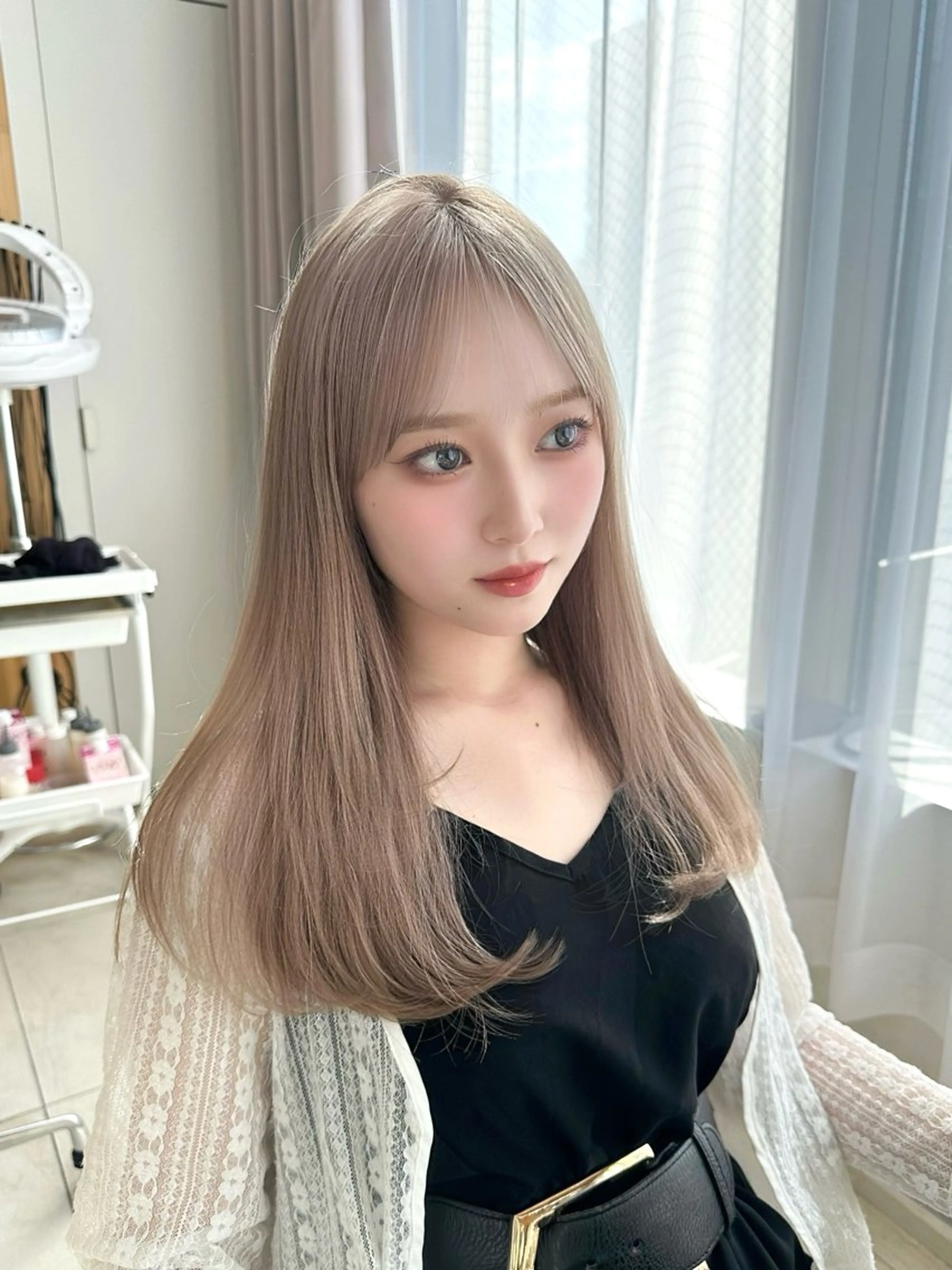 セミロング カラー 🇰🇷韓国風くびれ ヘア🇰🇷中村優大のヘアスタイル