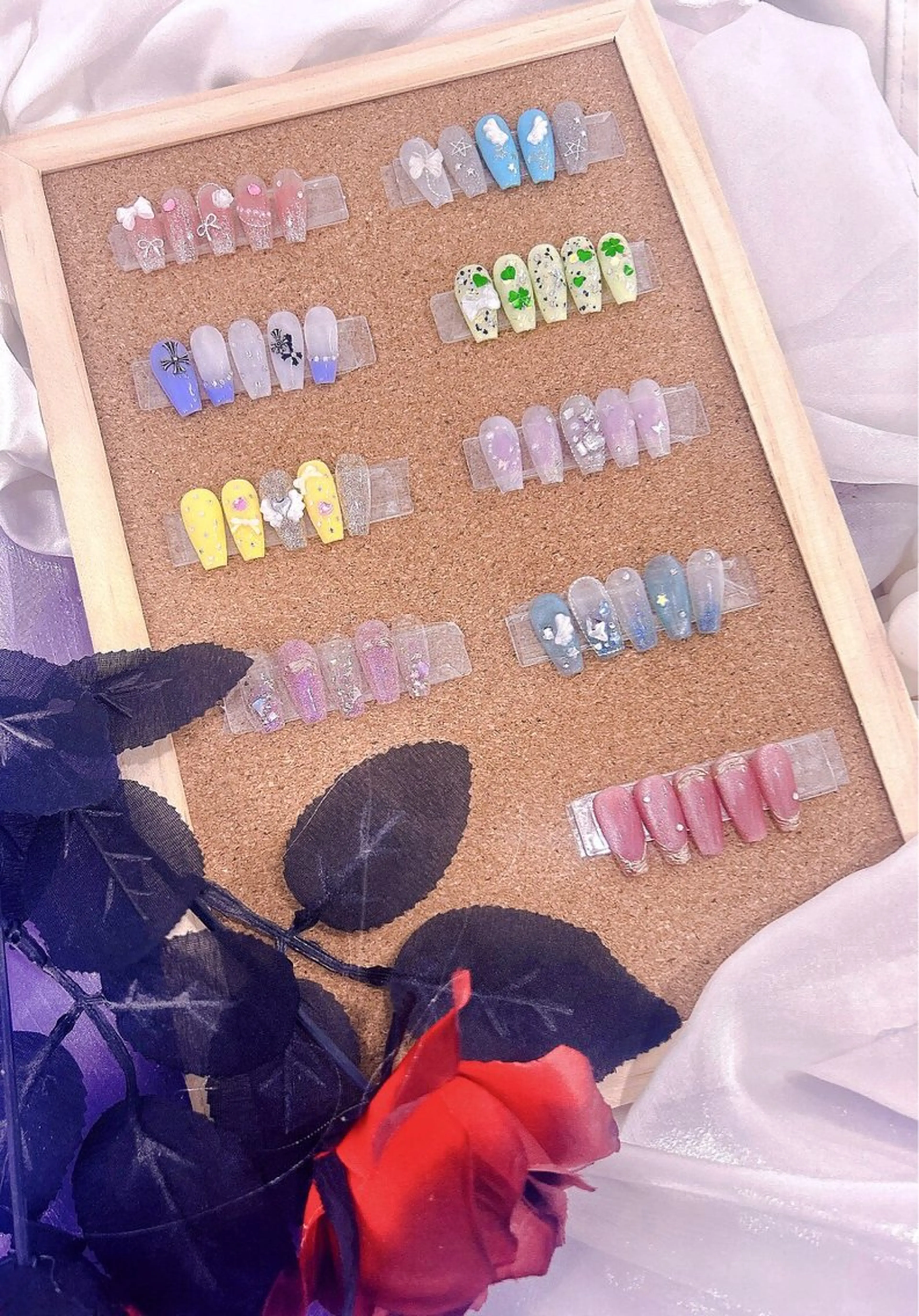 ネイル CeCeまつげパーマ マツエク❣️パリエクのネイルデザイン