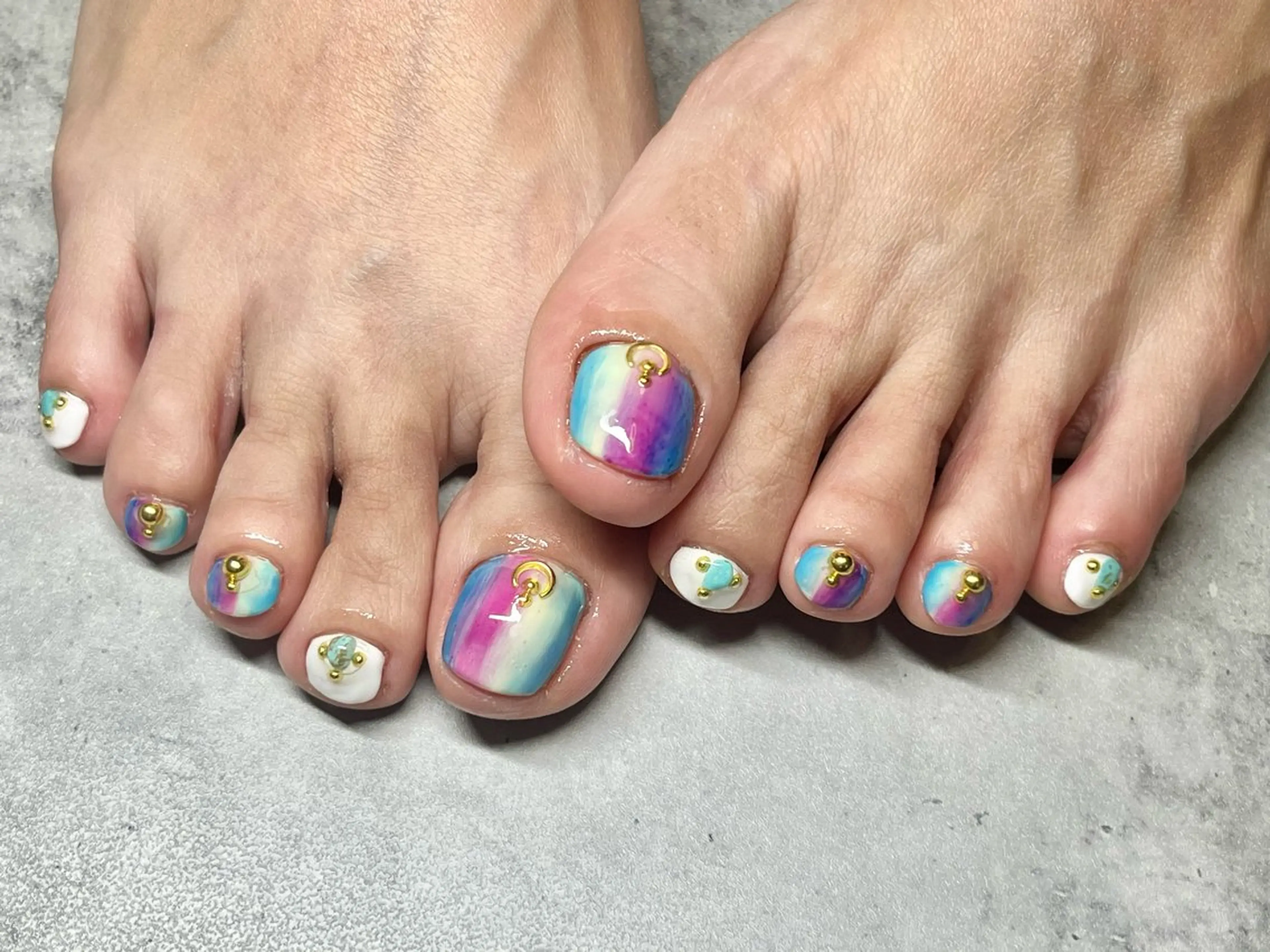 ネイル 持ち込み ハンドネイル NailSalon MOMOKAのネイルデザイン