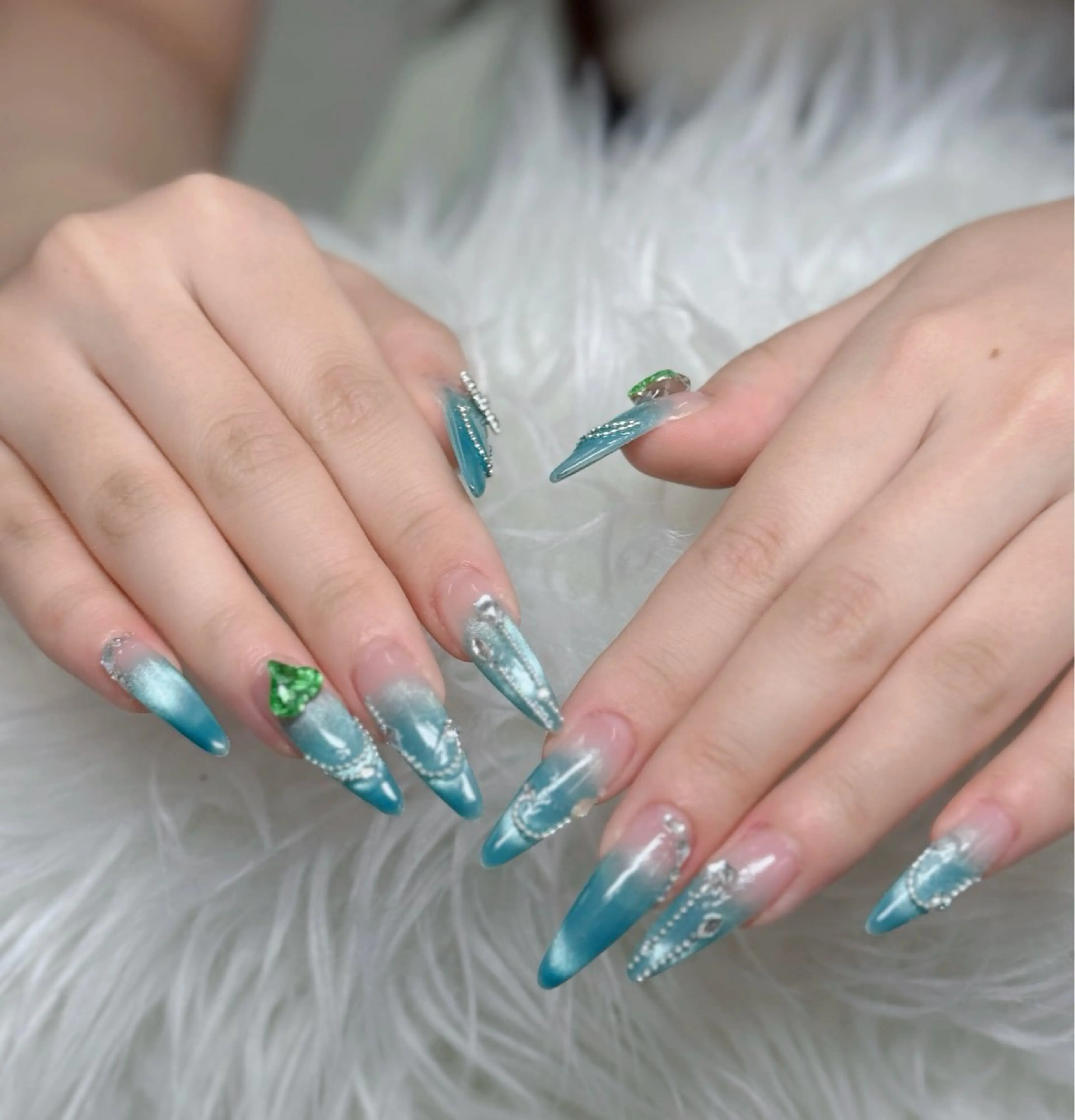 ネイル ロングネイル マグネットネイル リボン 夏ネイル スーパーロングネイル Hani Nail XUKAのネイルデザイン