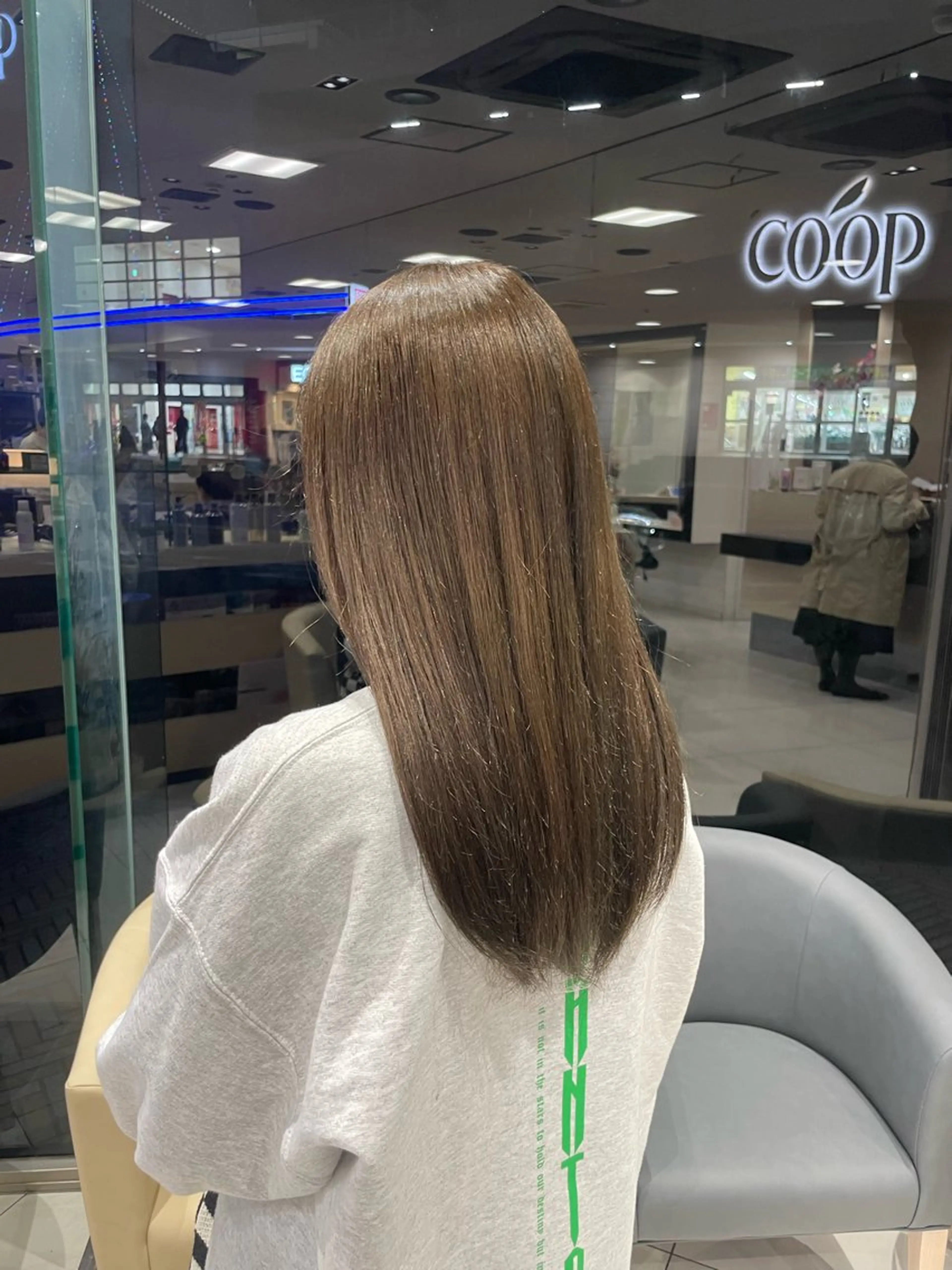 セミロング カラー ベージュカラー オリーブベージュ クロスパーマ/うる艶 カラー/Kurumiのヘアスタイル