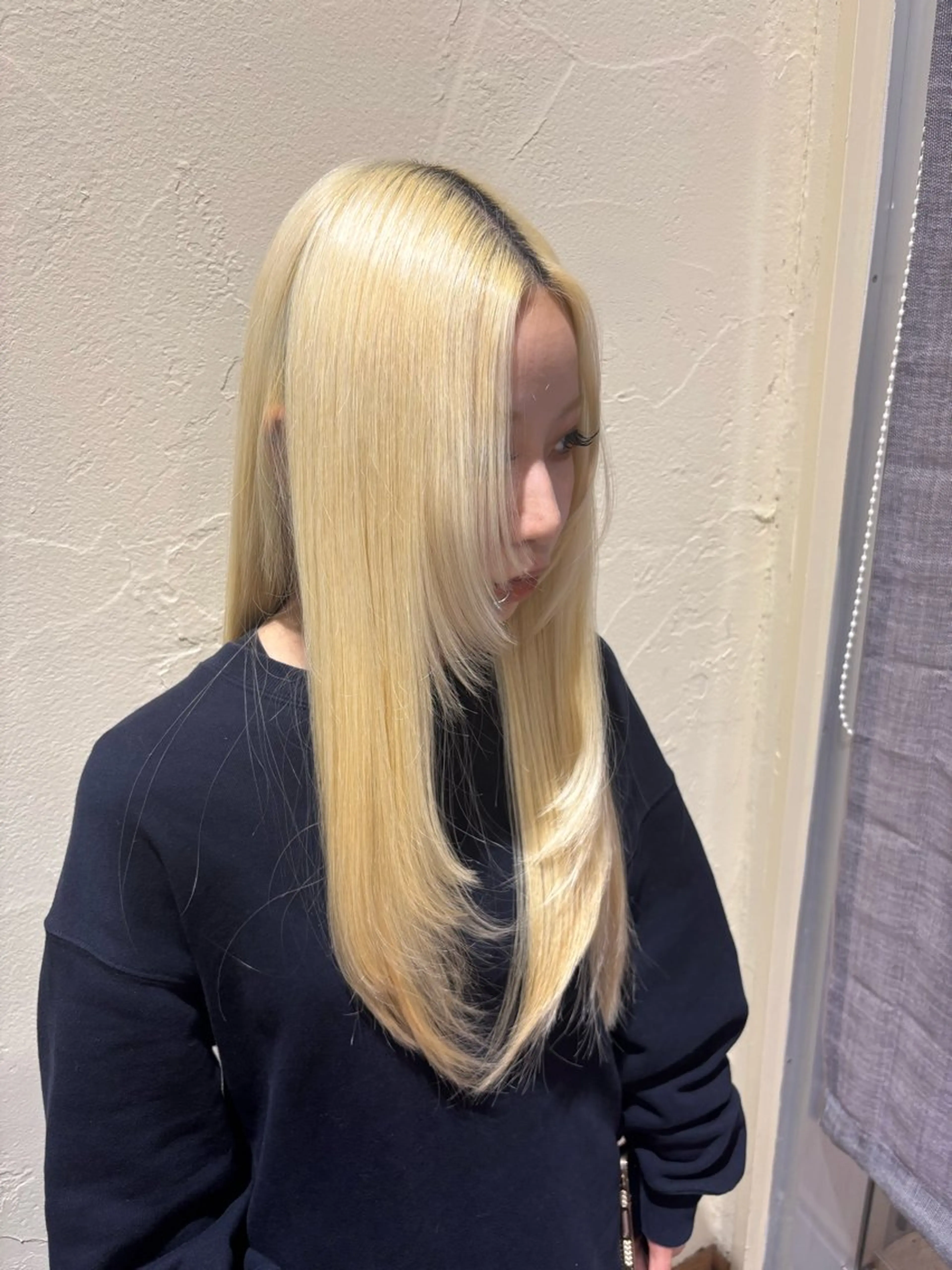 【12月限定】レディースカット＋ブリーチダブルカラー＋髪質改善トリートメントトステア2%  11,000​〜​サイズ別料金の写真