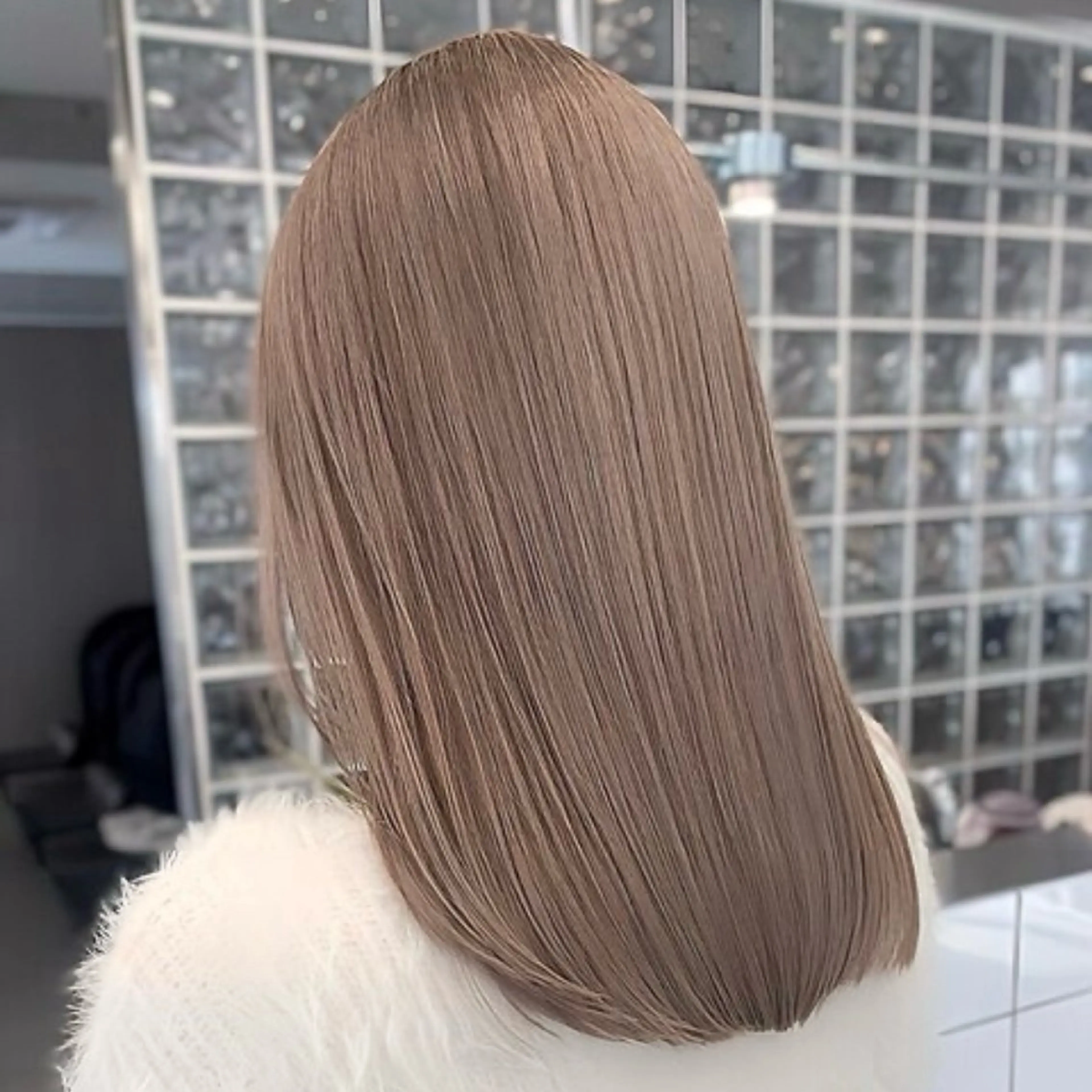 セミロング カラー 🌟 カット無料 / ナナ 🌟のヘアスタイル