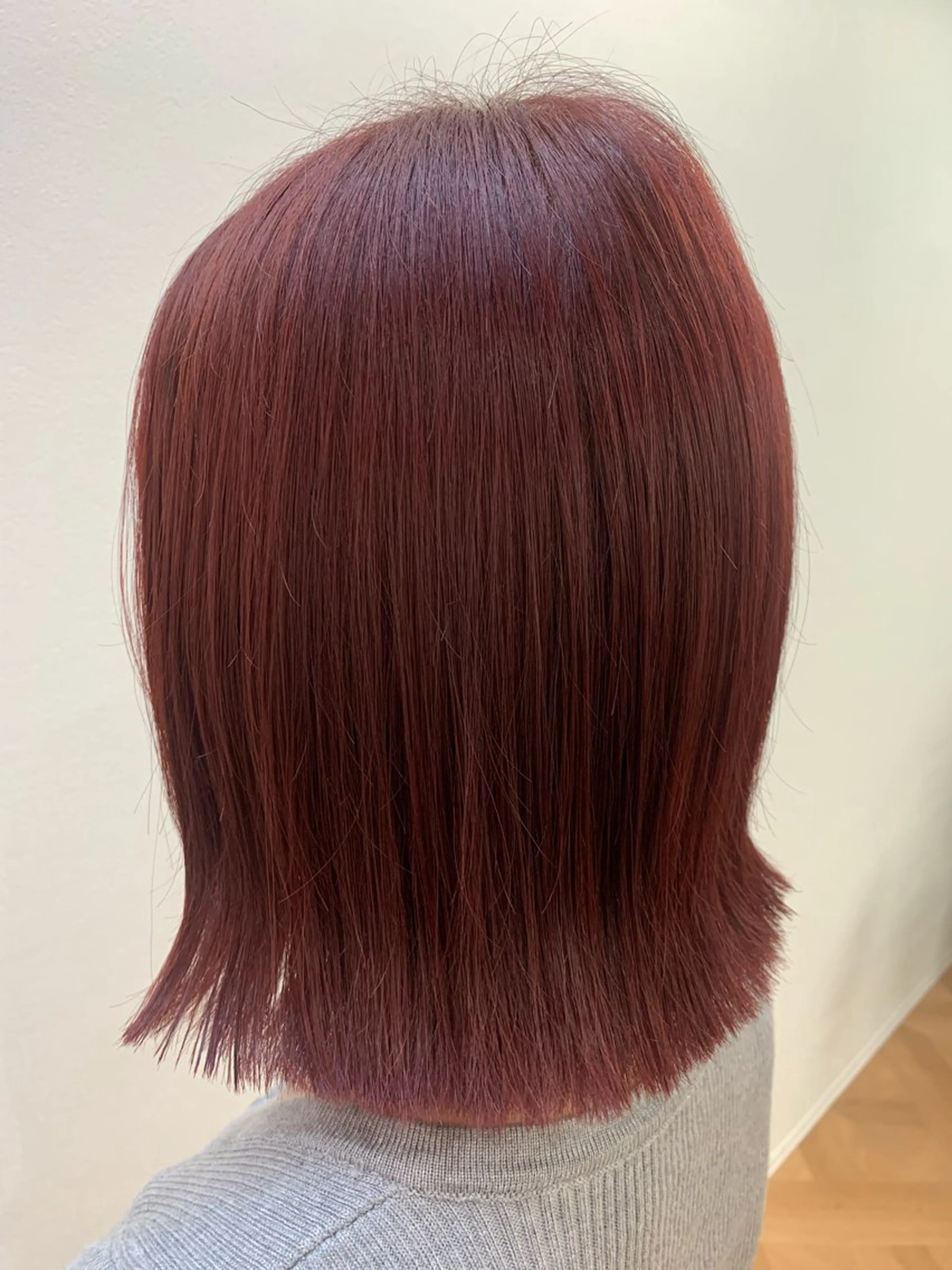 ミディアム カラー ブリーチ ブリーチなしカラー ピンクカラー カット ヘアカラー 佐々木 有彩のヘアスタイル