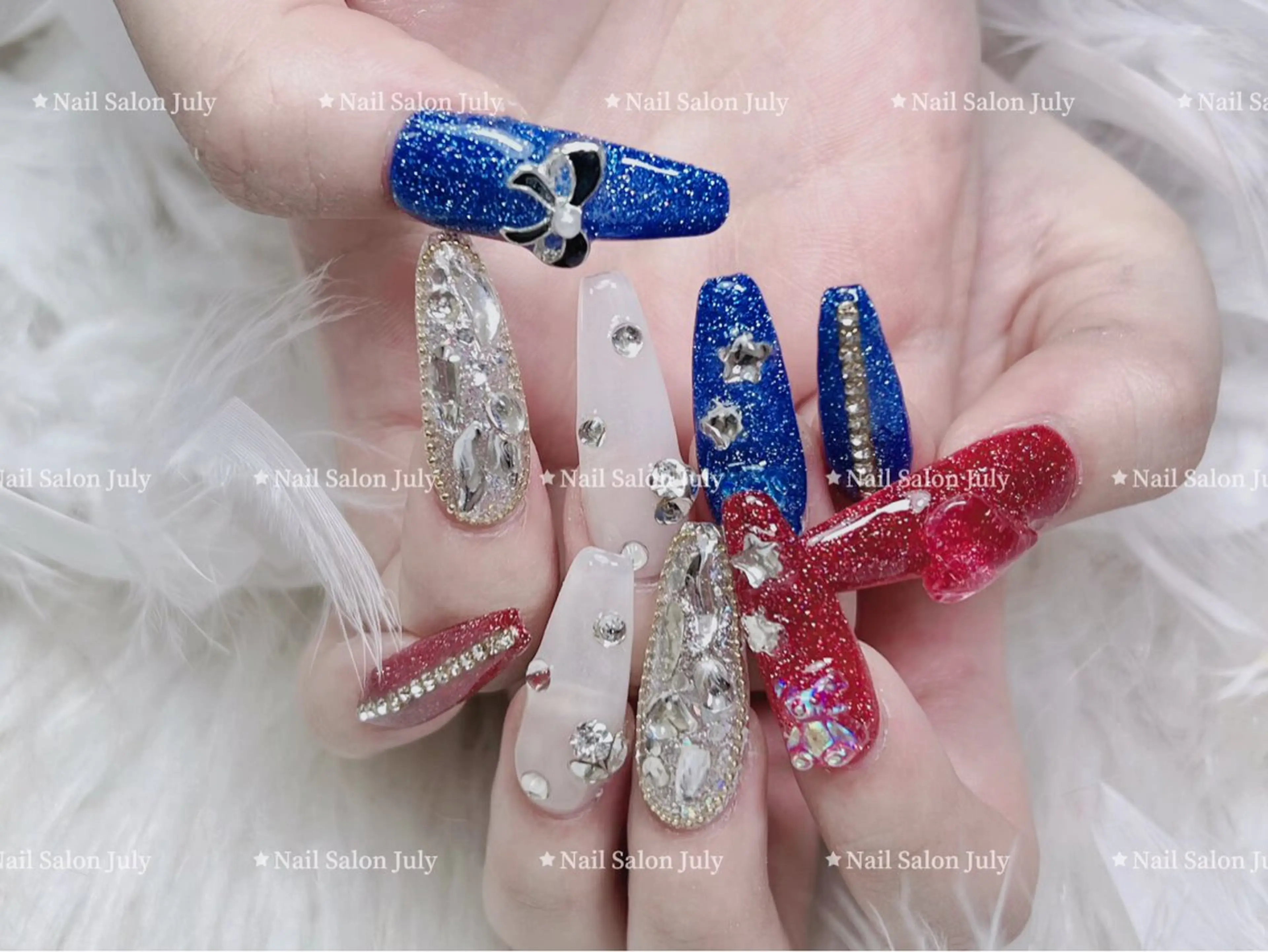 ネイル アートネイル オーロラネイル ジェルネイル ガーリー キラキラネイル July Salonのネイルデザイン