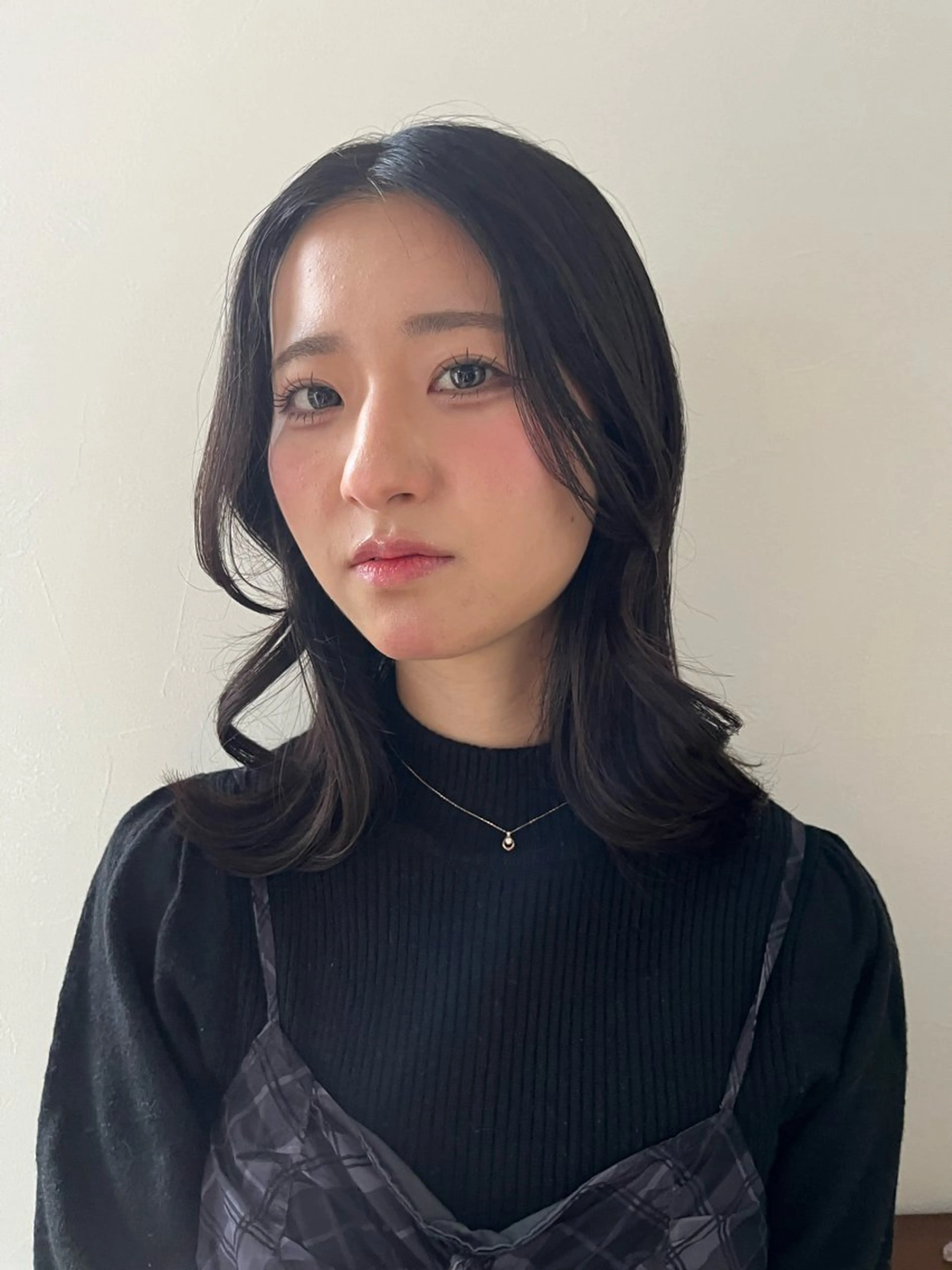 ミディアム 原口 桃歌のヘアスタイル