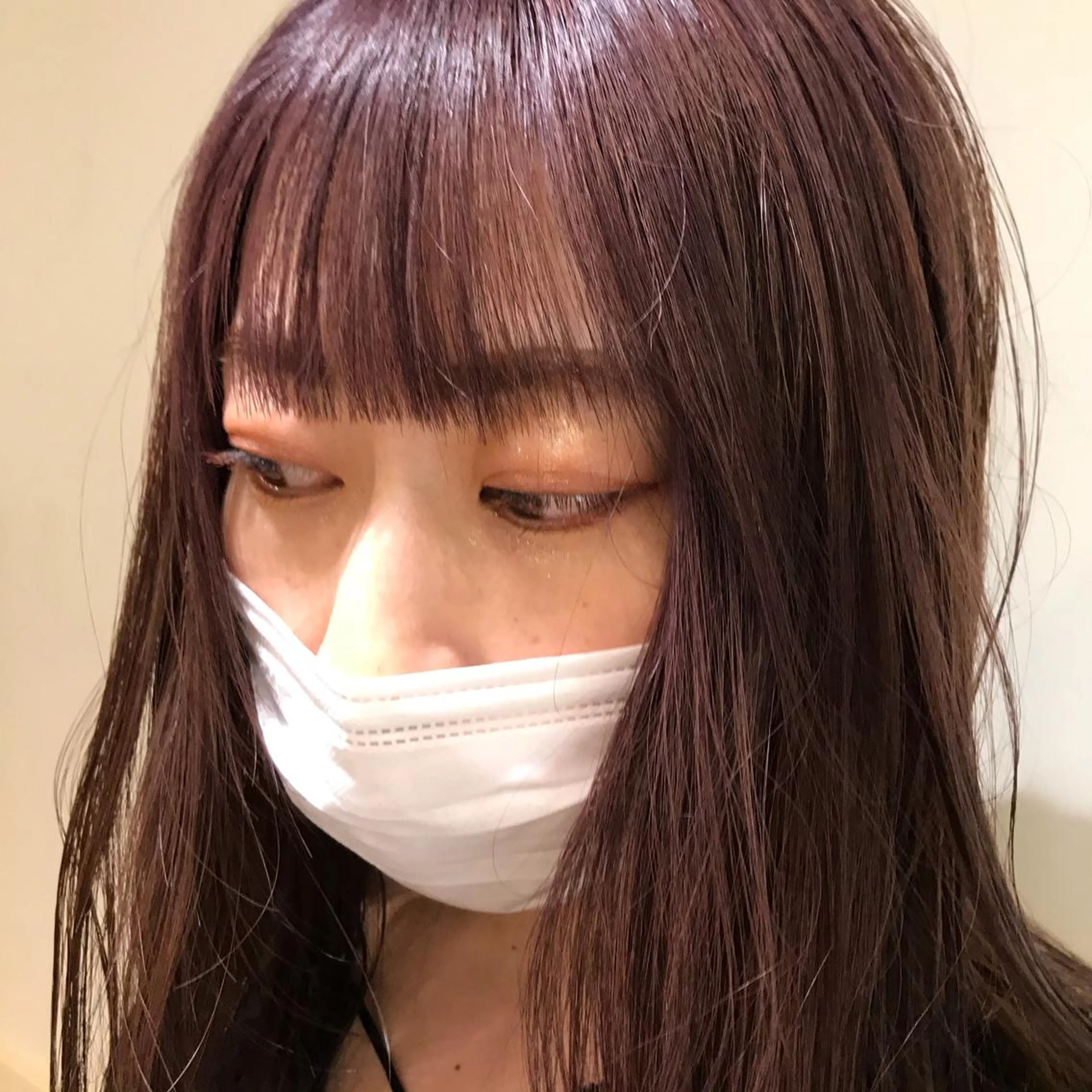 セミロング カラー スナコザワ レナのヘアスタイル