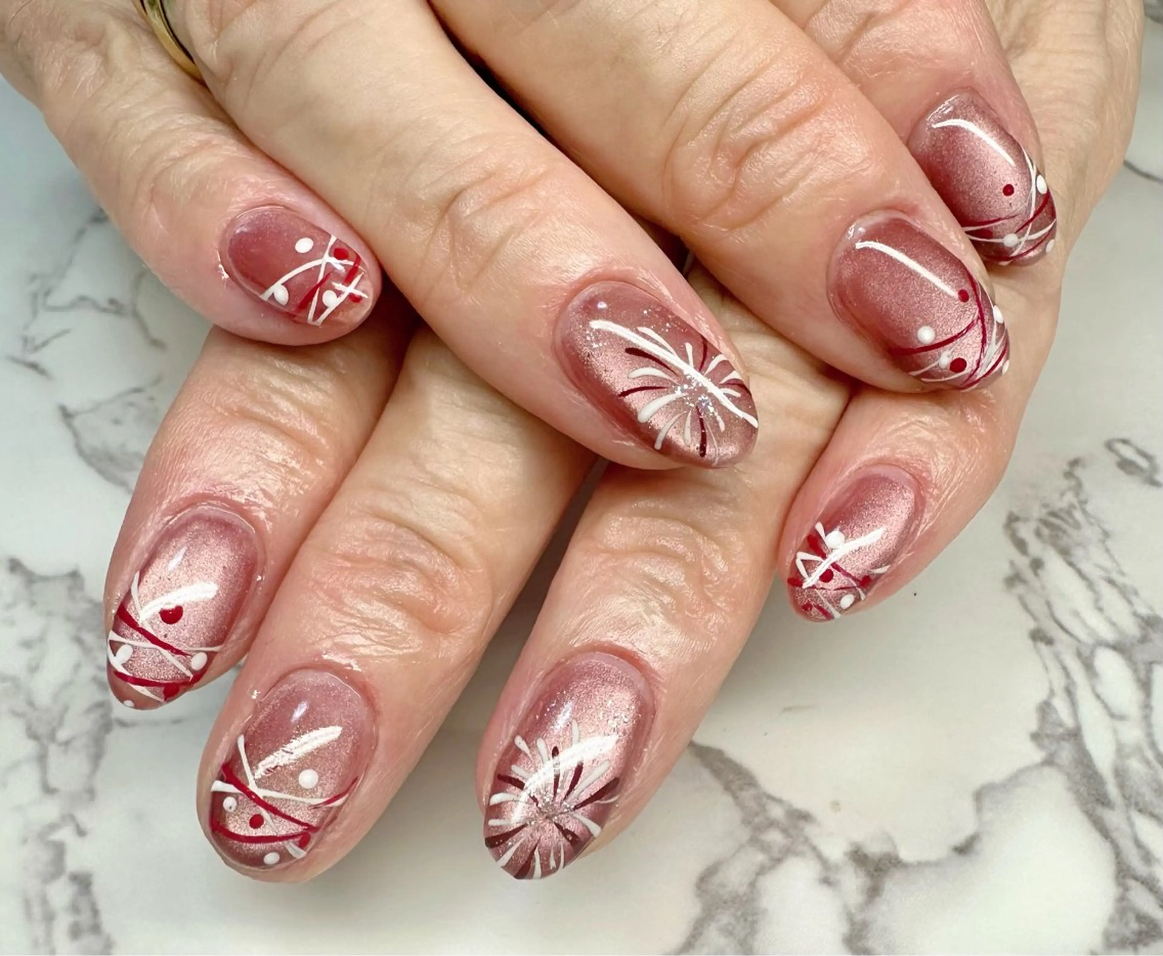 ネイル オーロラネイル マグネットネイル ニュアンスネイル ワンカラーネイル 夏ネイル Mai’s nailのネイルデザイン