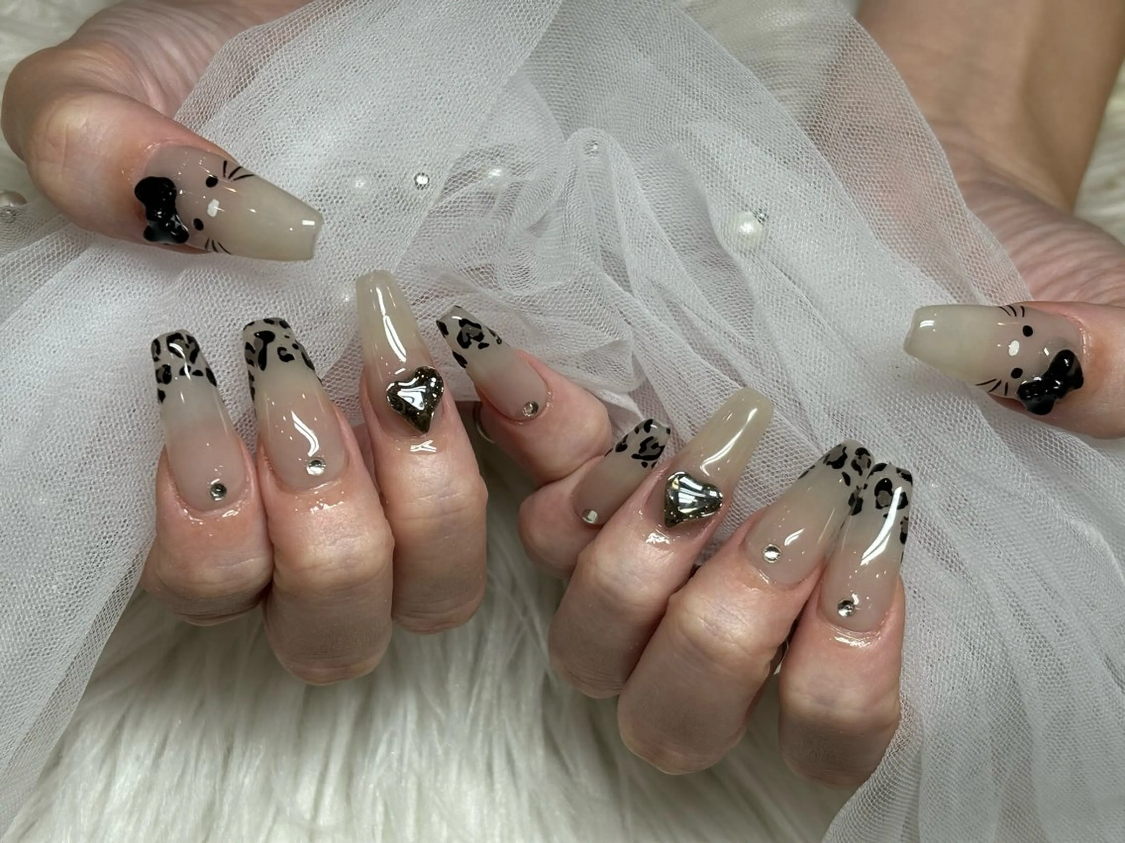 ネイル ハンドネイル SOARE🤍 🤍のネイルデザイン