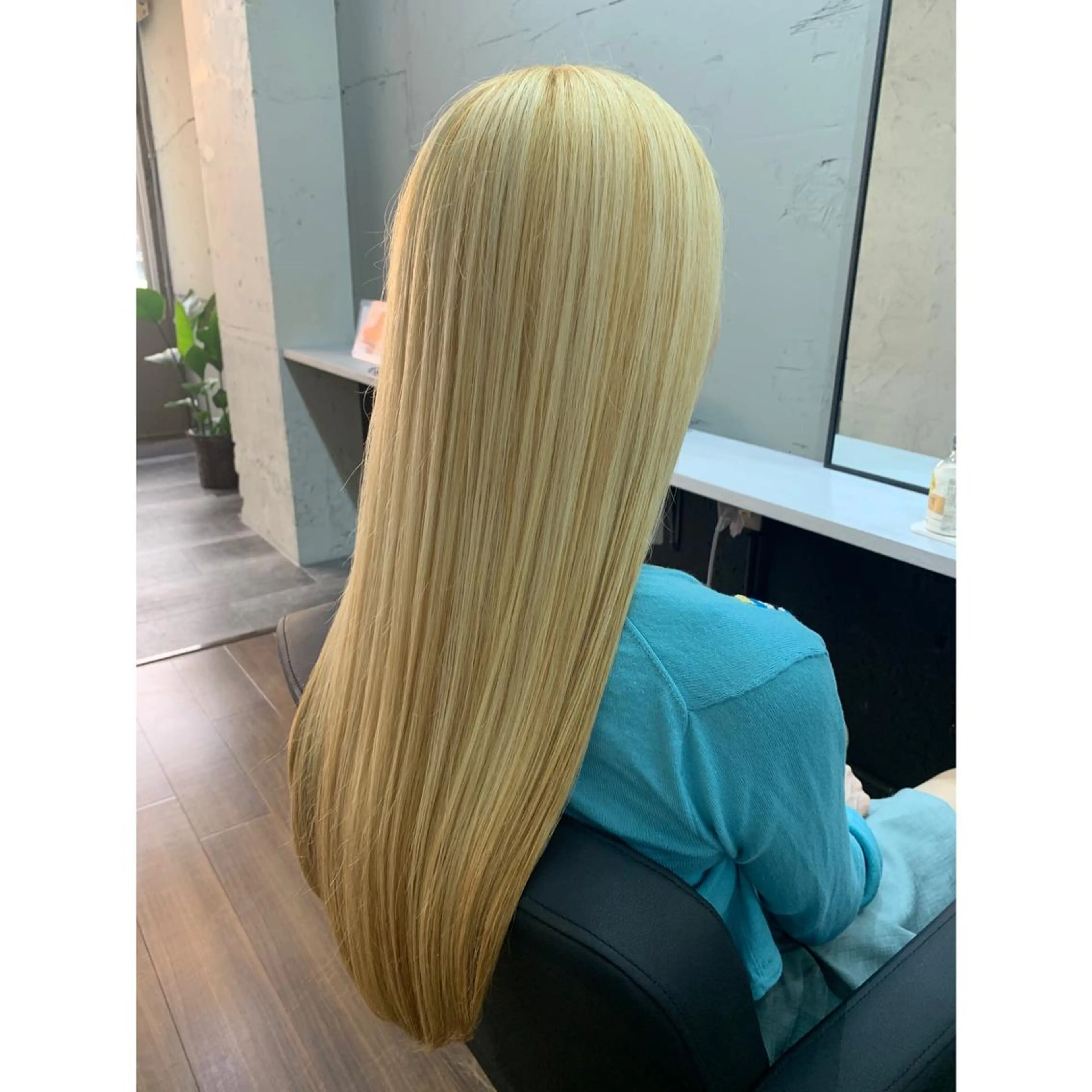 ロング 髪質改善専門　酸性ス トレート　縮毛矯正のヘアスタイル