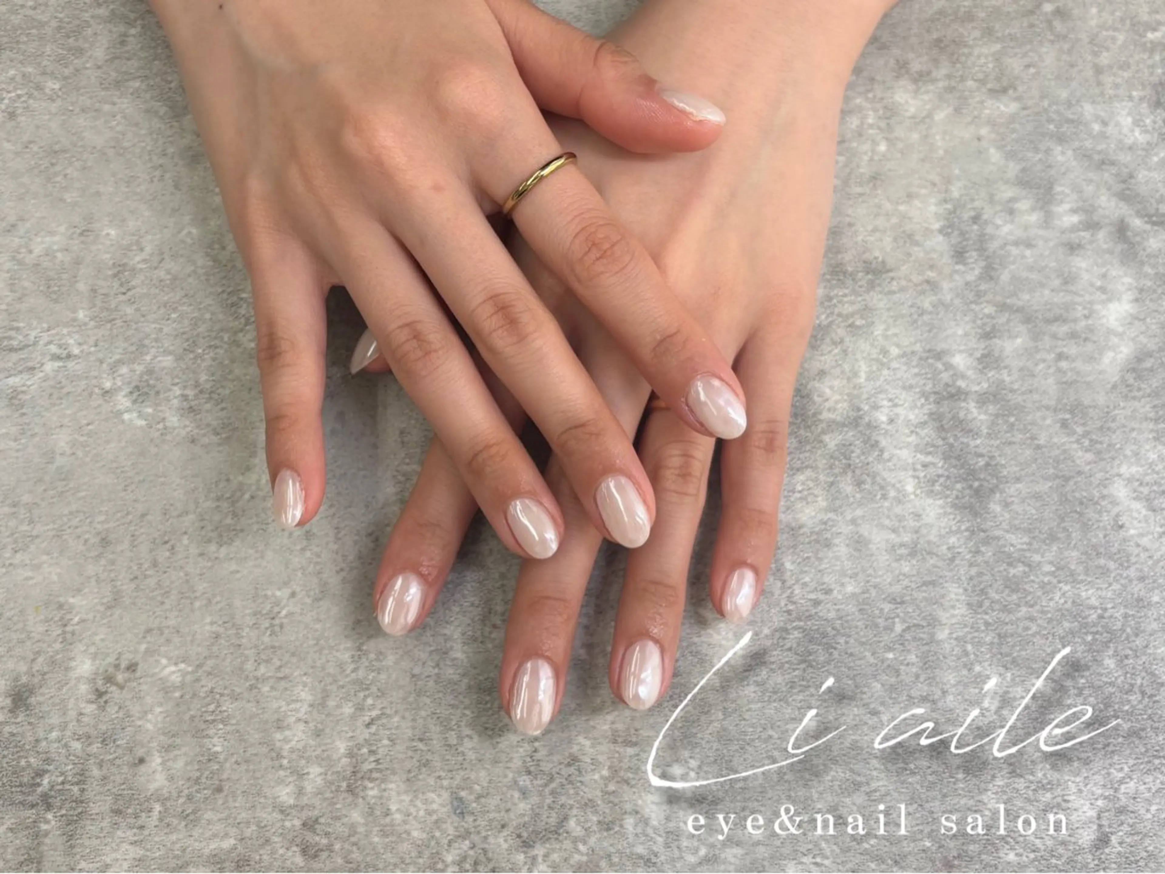 ネイル ミラーネイル Li aile yuuka🩰🎀のネイルデザイン