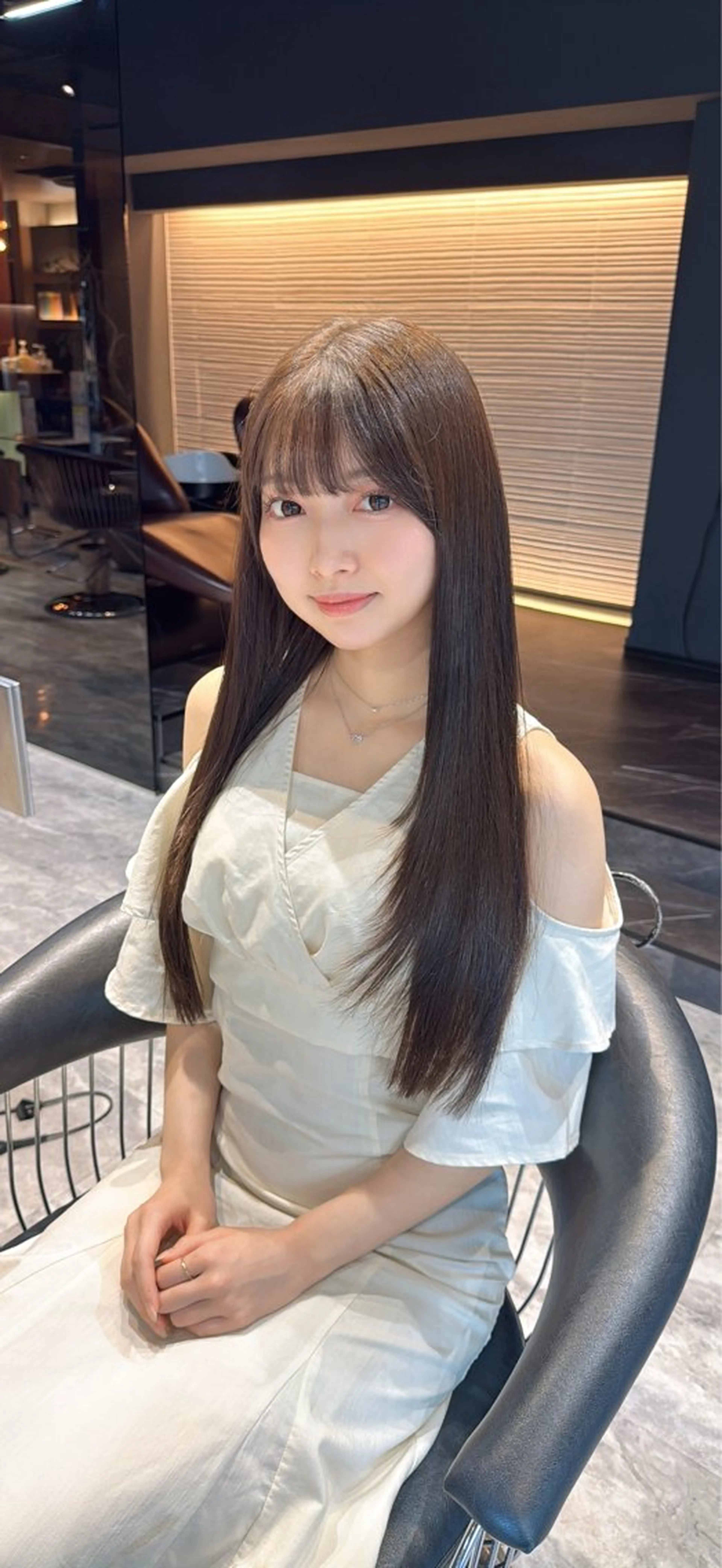 ロング 学生 酸性ストレート 縮毛矯正 トリートメント 酸性ストレート/ 透明感カラー/中村利のヘアスタイル