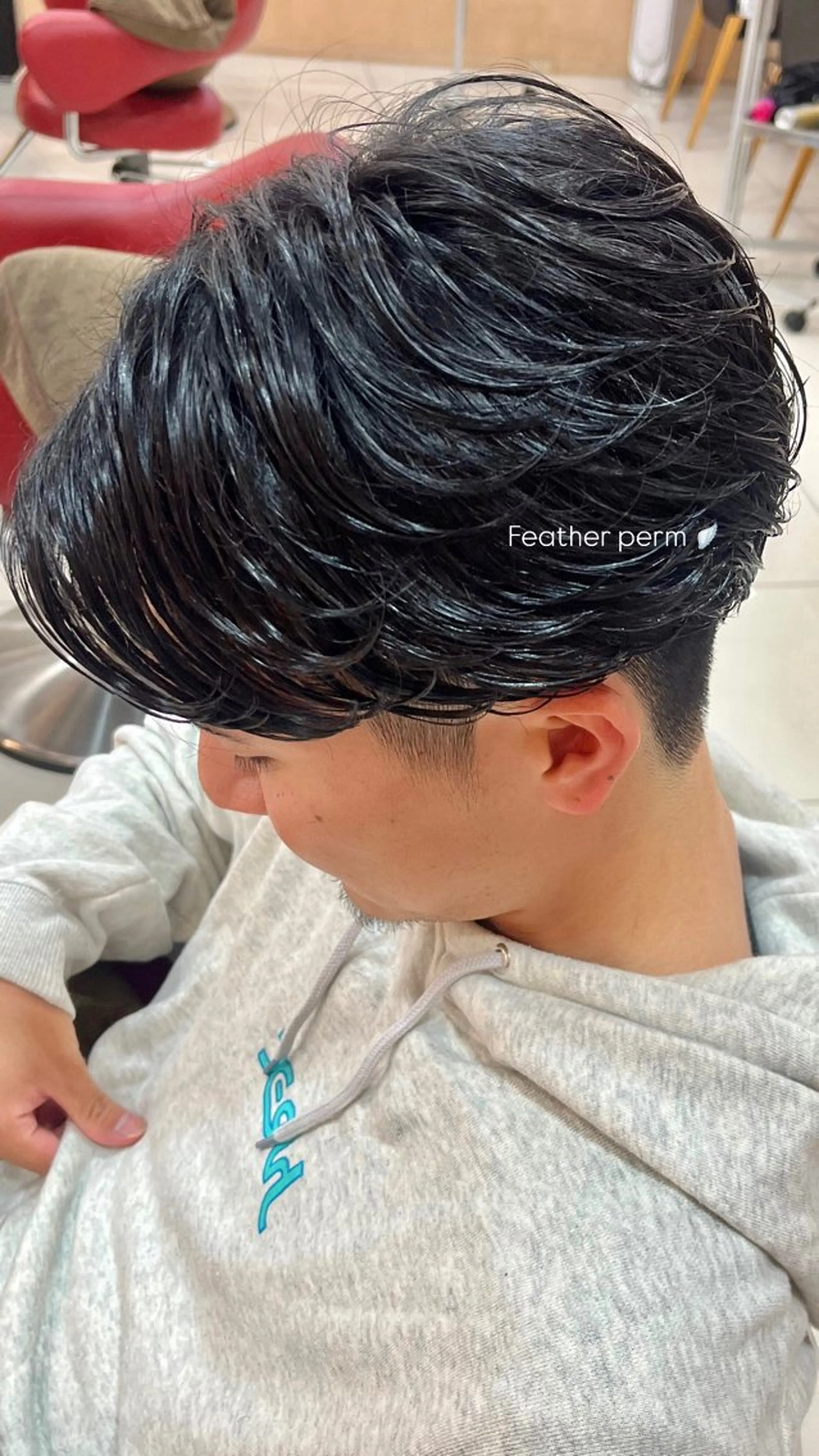 ショート パーマ 透明感ベージュ× レイヤーSayu🎀のヘアスタイル