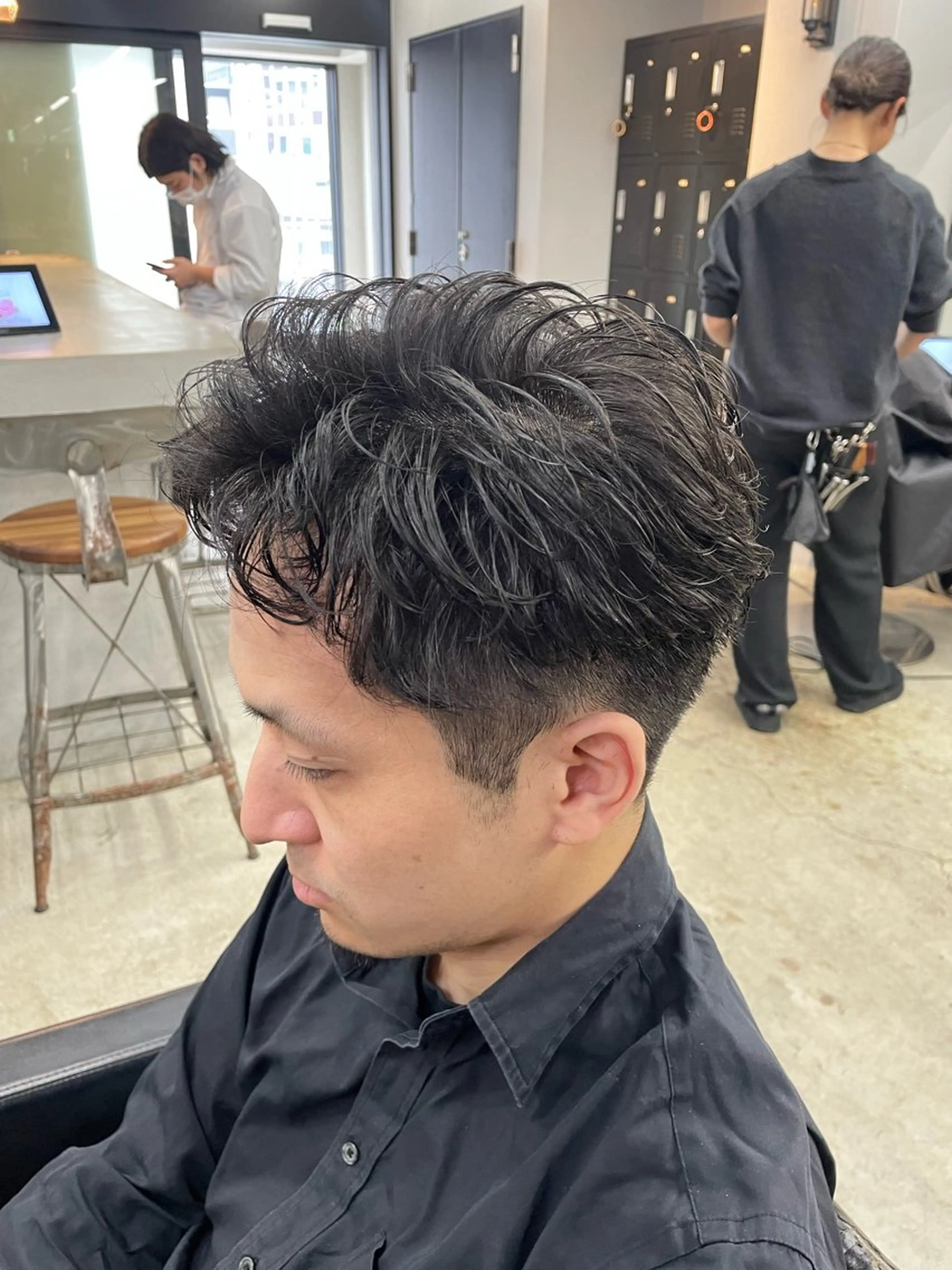 パーマ メンズ カット パーマ トリートメント ヘアセット 新宿/韓国ヘア/ 髪質改善ストレートのヘアスタイル