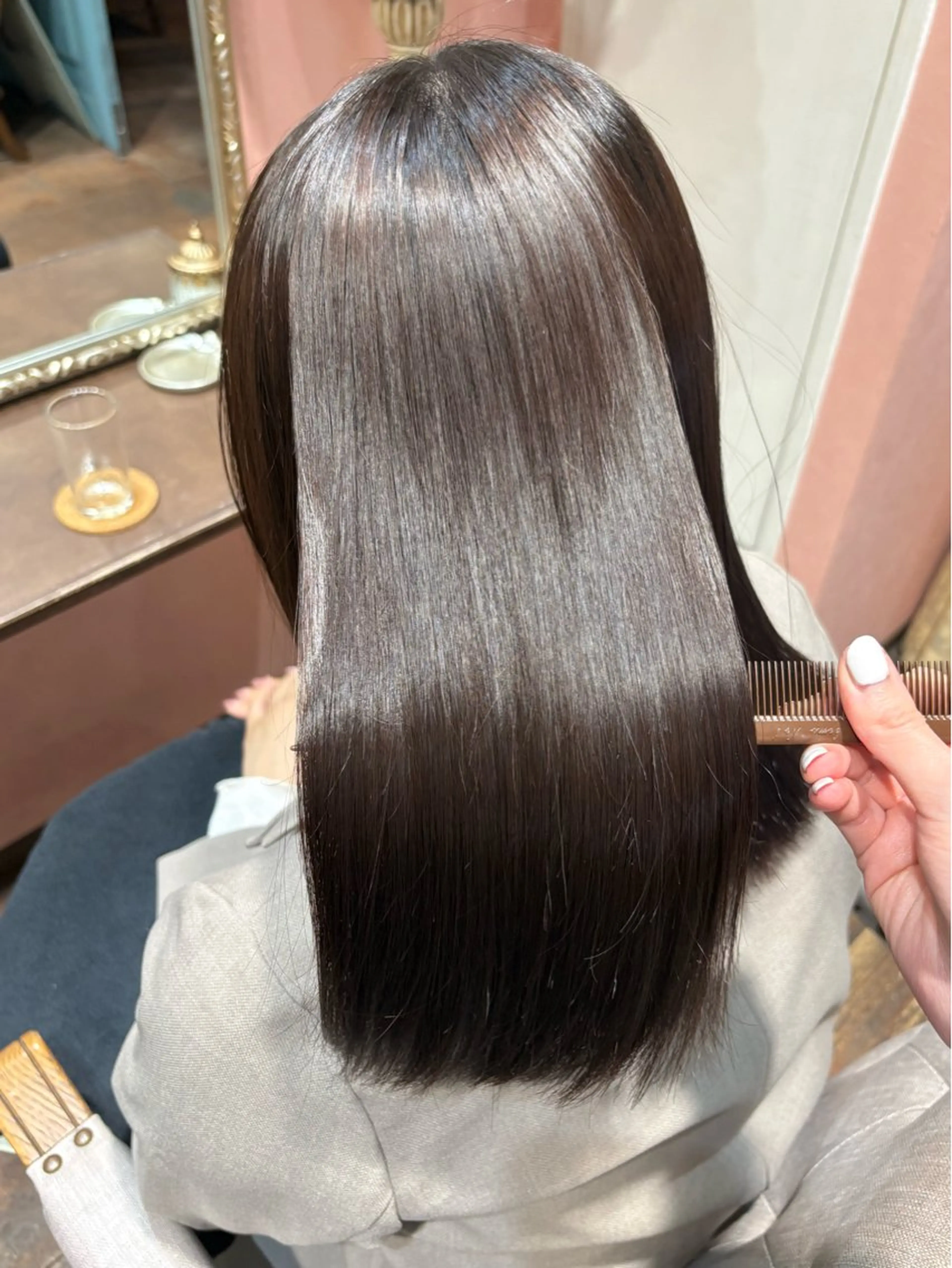 ミディアム パーマ ストレートパーマ カット 縮毛矯正 トリートメント なぎさ 🎀  / 透明感カラー/心斎橋のヘアスタイル