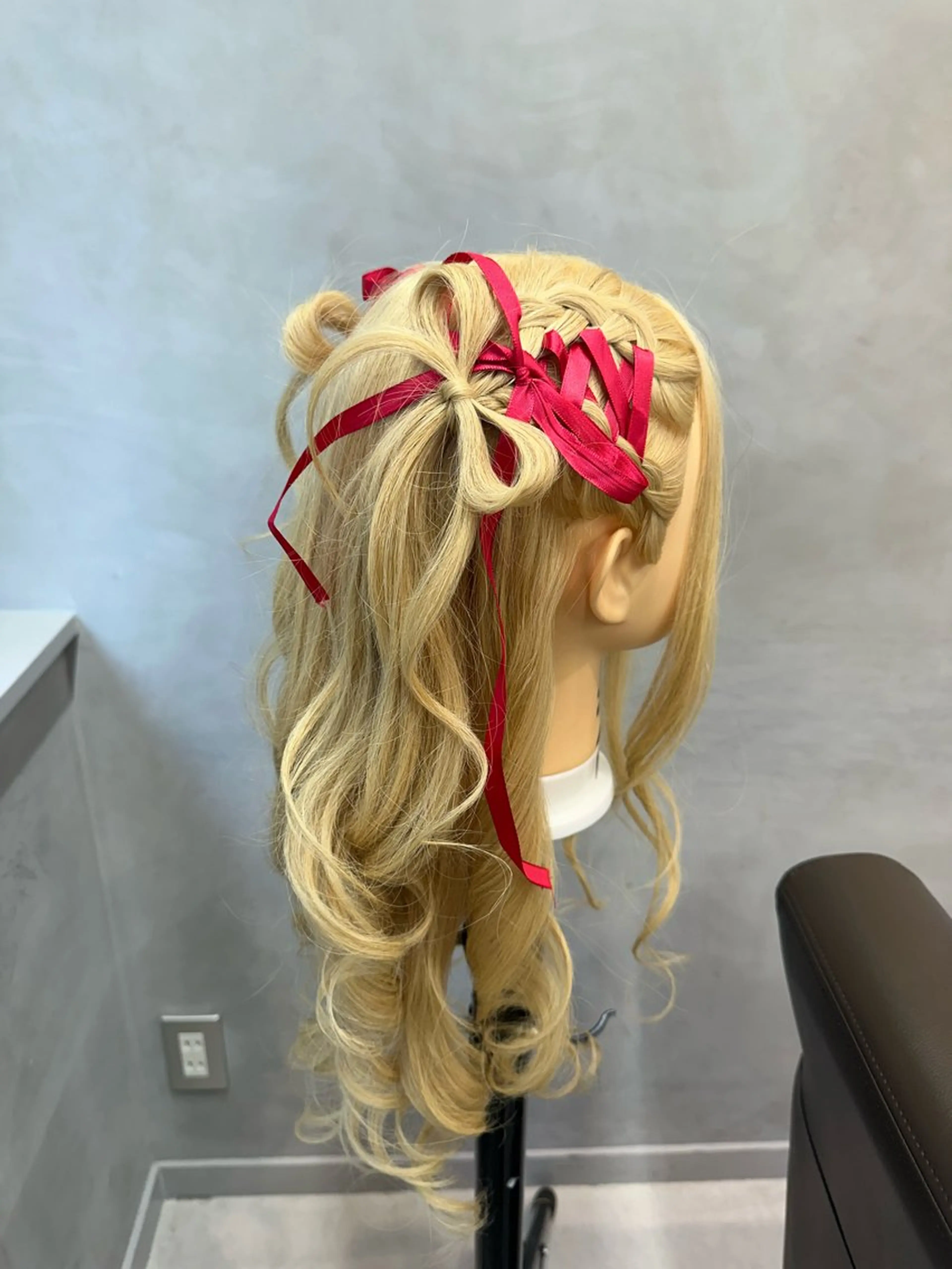 ロング ヘアアレンジ 銀座レイヤーカット ×シースルー前髪のヘアスタイル