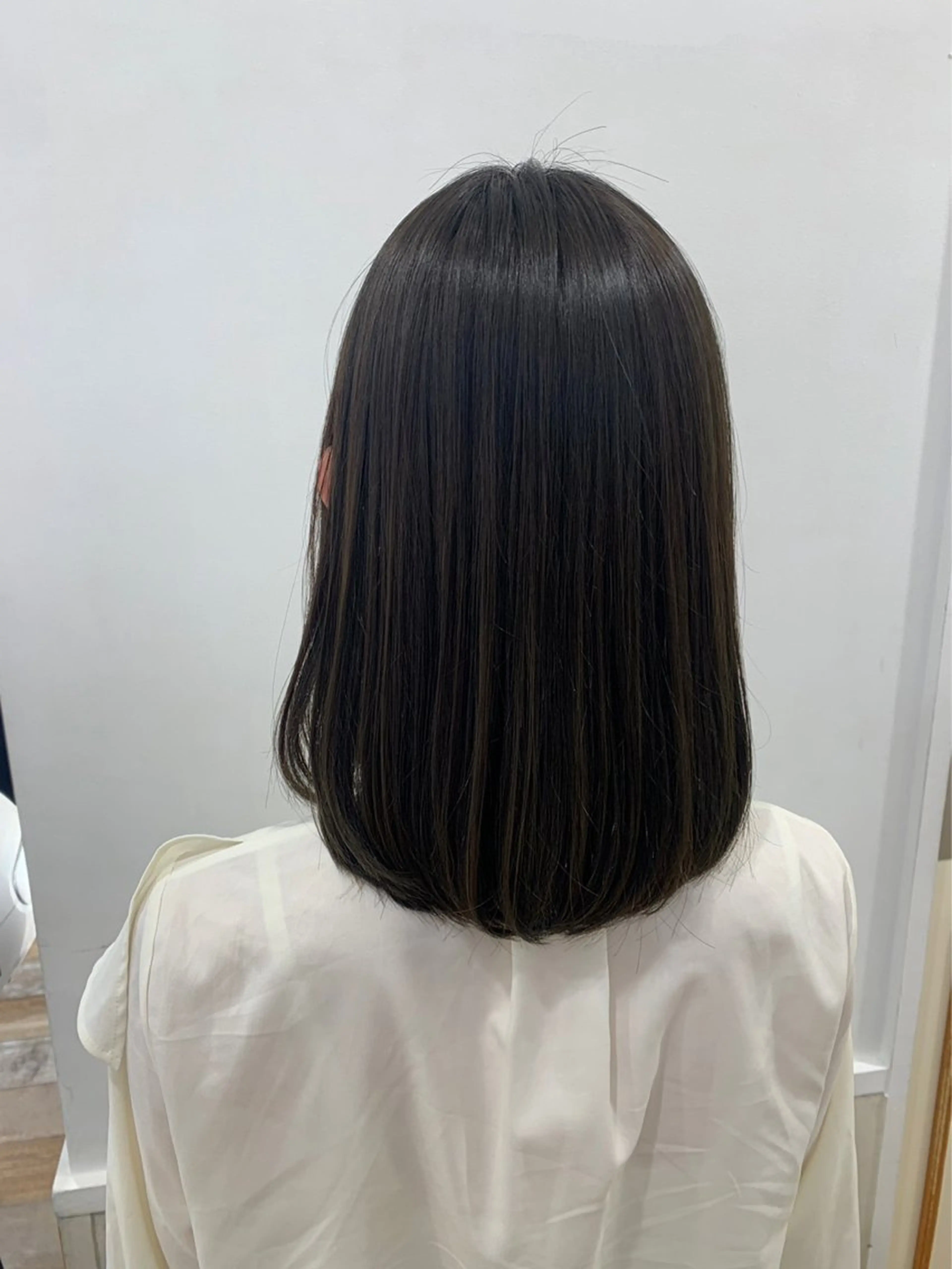 【平日限定】ミディアムカットモデル🎀✧(鎖骨〜胸までの長さを切らせていただける方)の写真