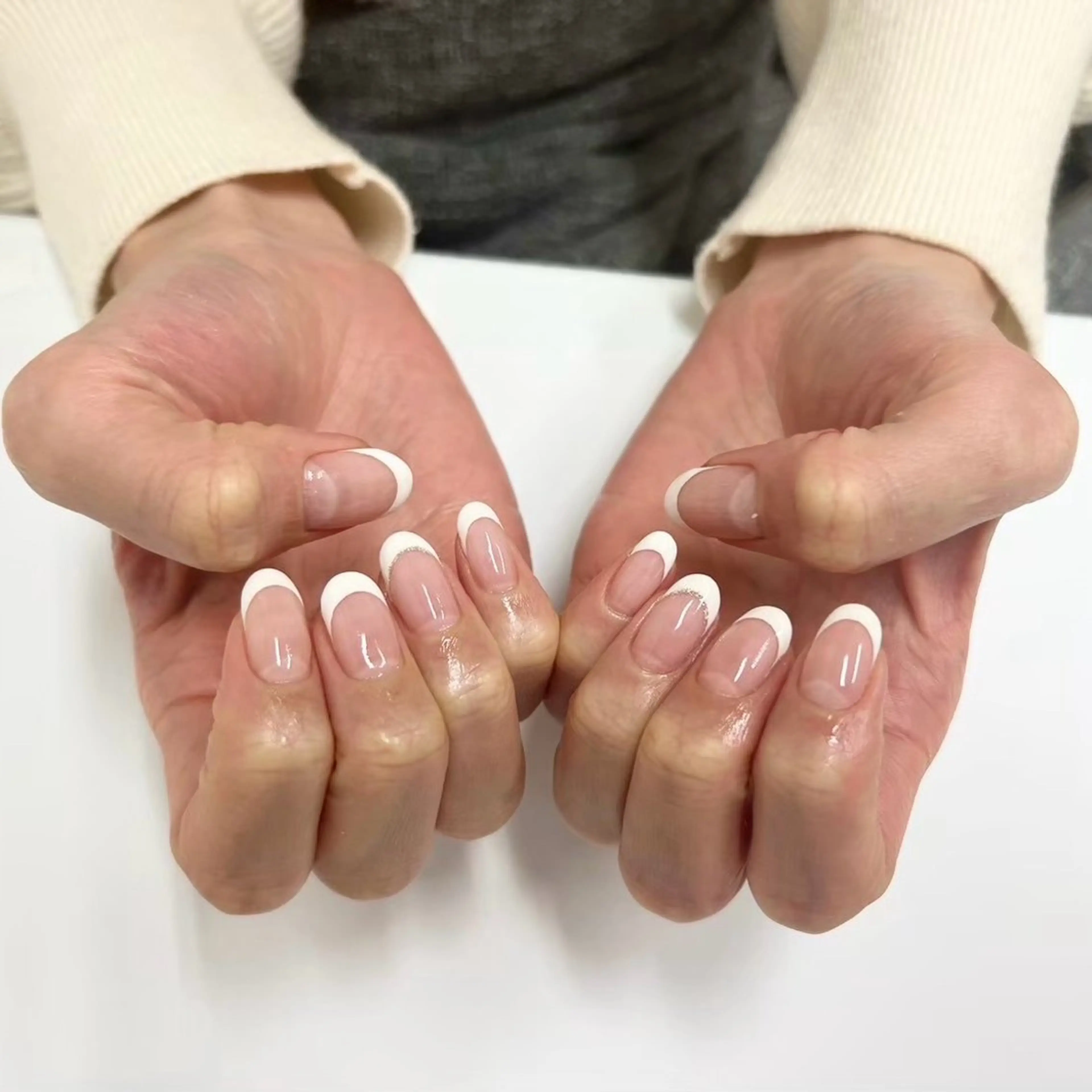 ネイル ハンドネイル Nail&Beaut yコルン SARAのネイルデザイン