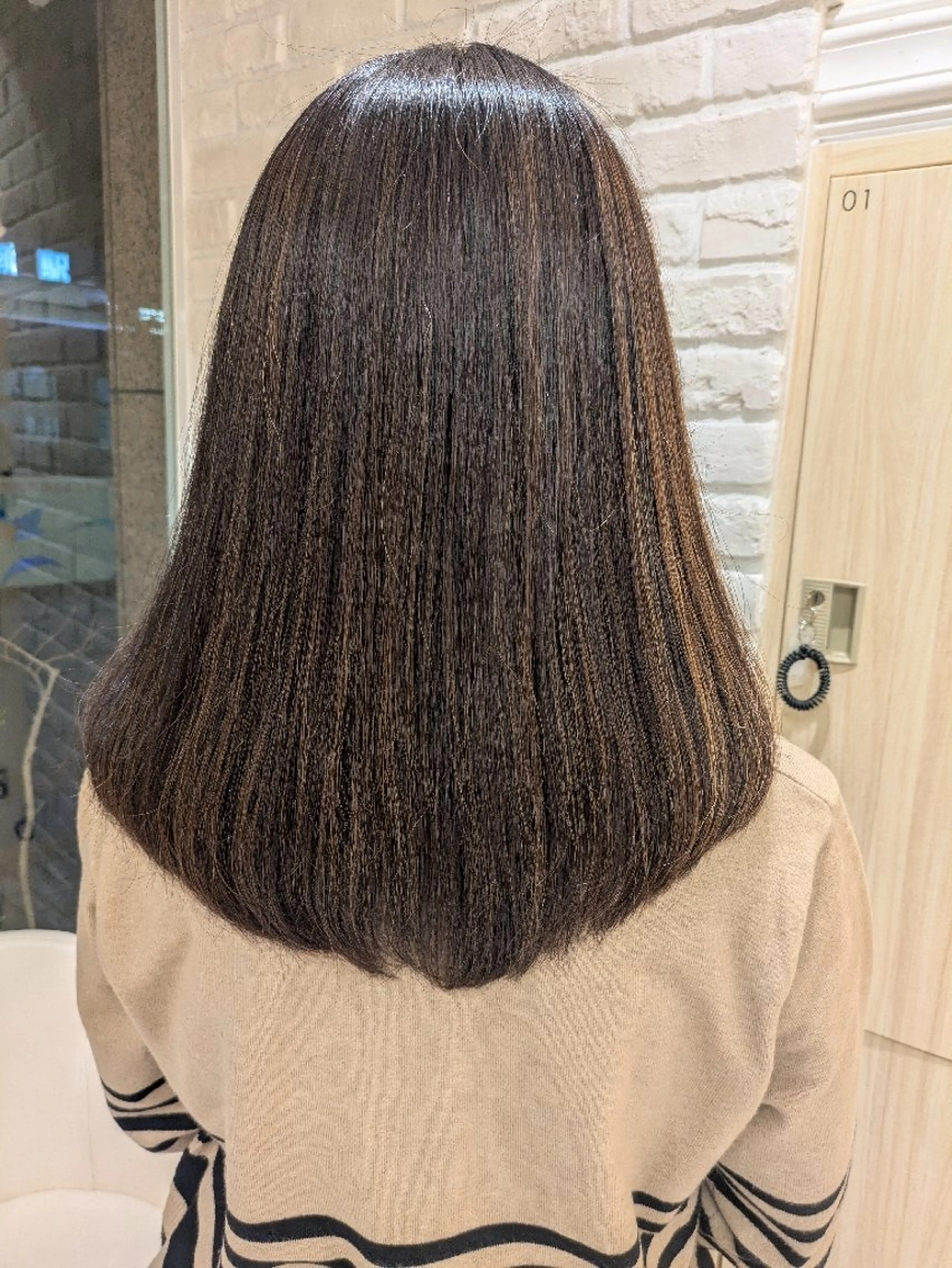 カラー ロング カット ヘアカラー トリートメント 佐々木 萌のヘアスタイル