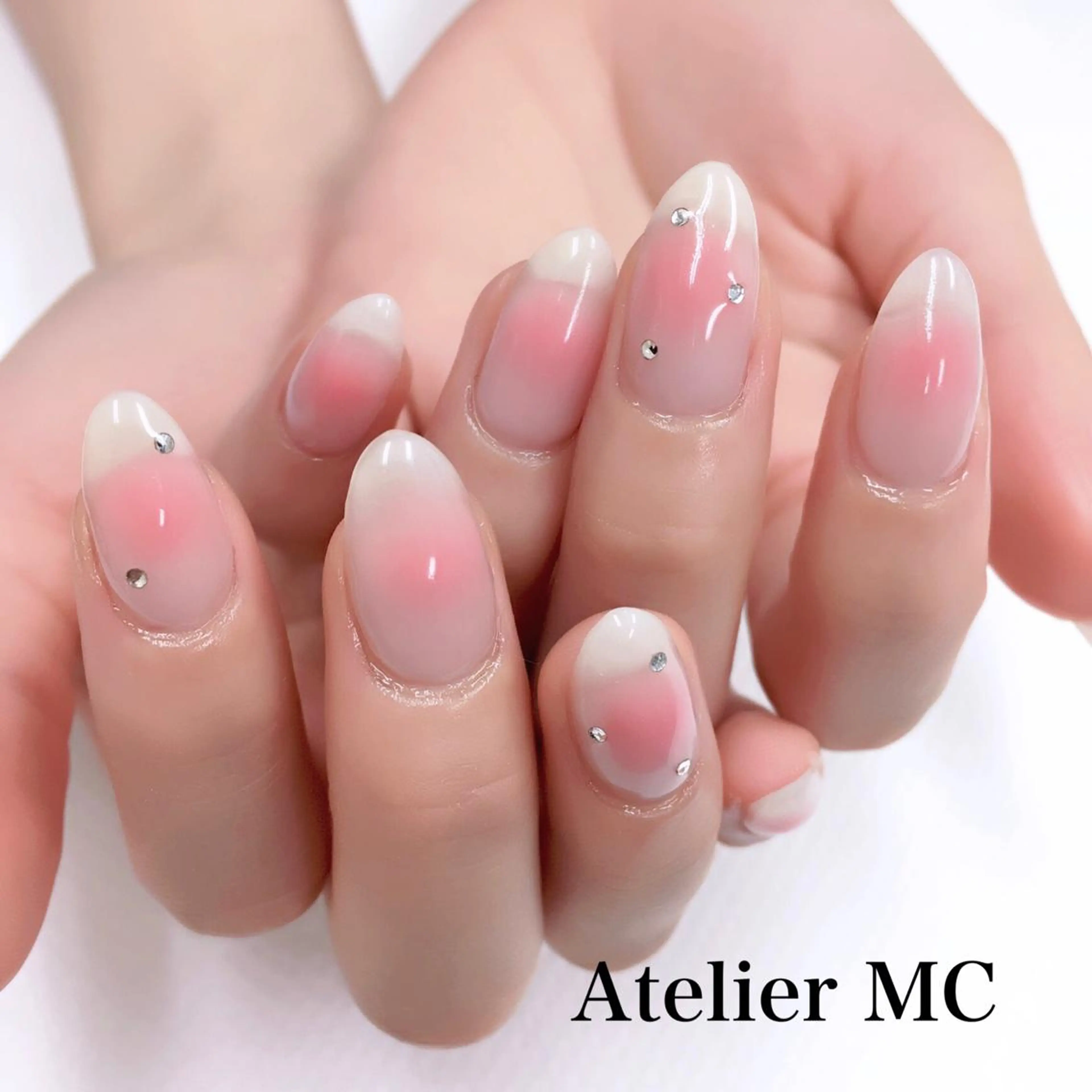 ネイル ハンドネイル アトリエ エムシー 【新富町・東銀座】のネイルデザイン