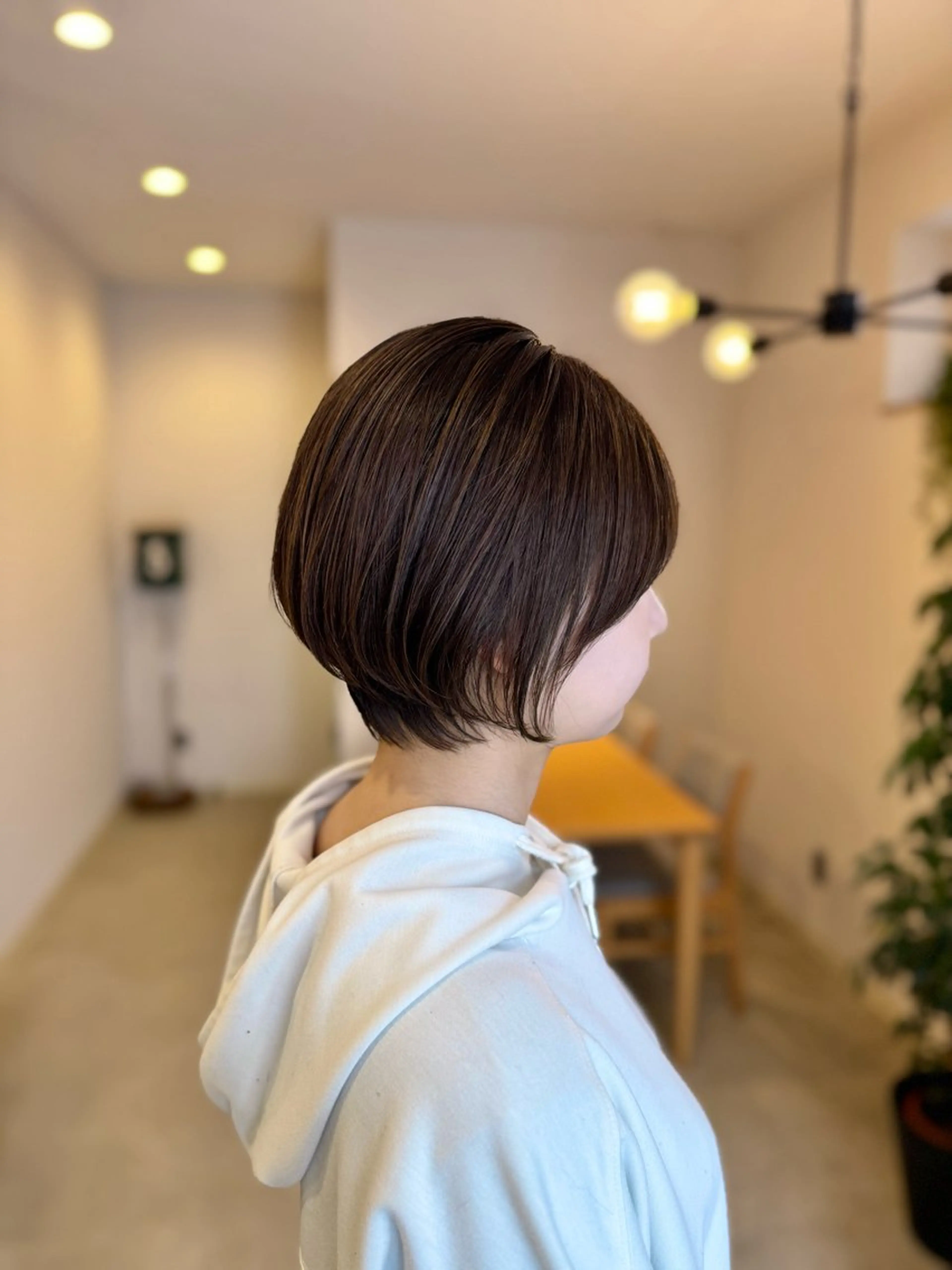 ショート カラー ショートボブ ブラウンカラー オリーブブラウン ボブ ショートヘア カット ヘアカラー トリートメント サイトウ ヒトミ 【メイヘア】のヘアスタイル