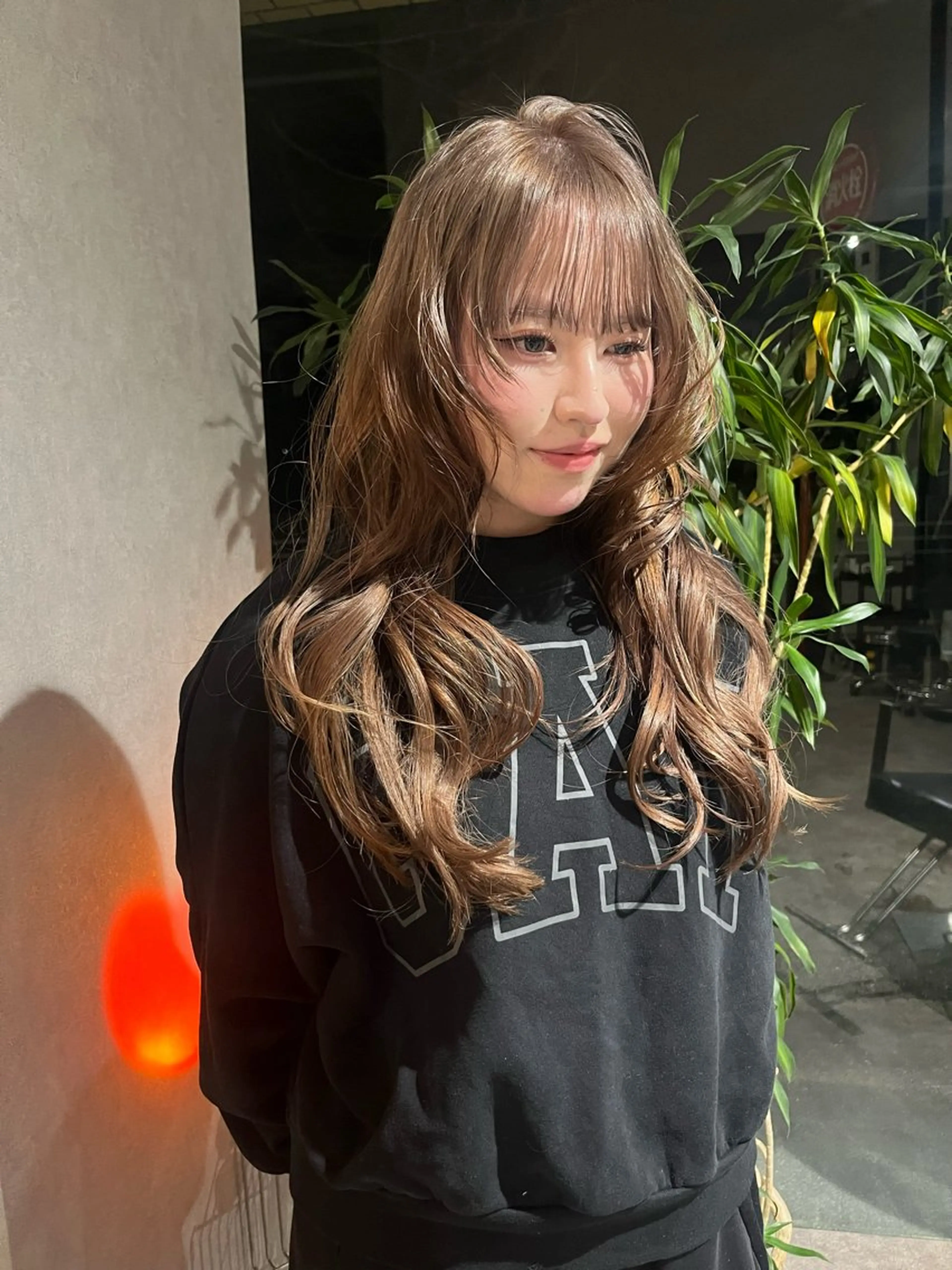 ロング カラー ハイトーンカラー レイヤーカット カット ヘアカラー トリートメント yuumi/大濠🪷 顔周り/ハイトーンのヘアスタイル