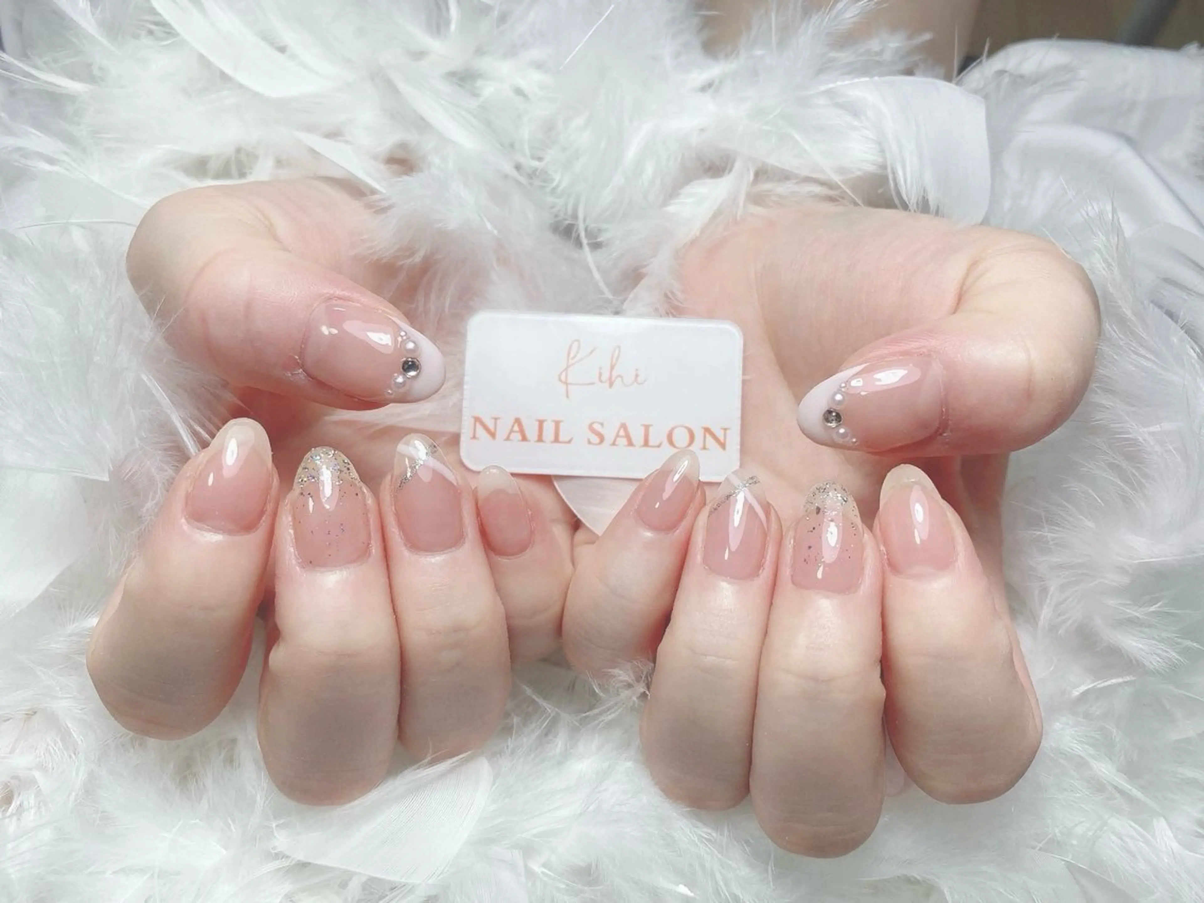 ネイル アートネイル フレンチネイル ジェルネイル グラデーション 韓国ネイル ハンドネイル ハンドケア さくら💮💮 【オフ無料】のネイルデザイン