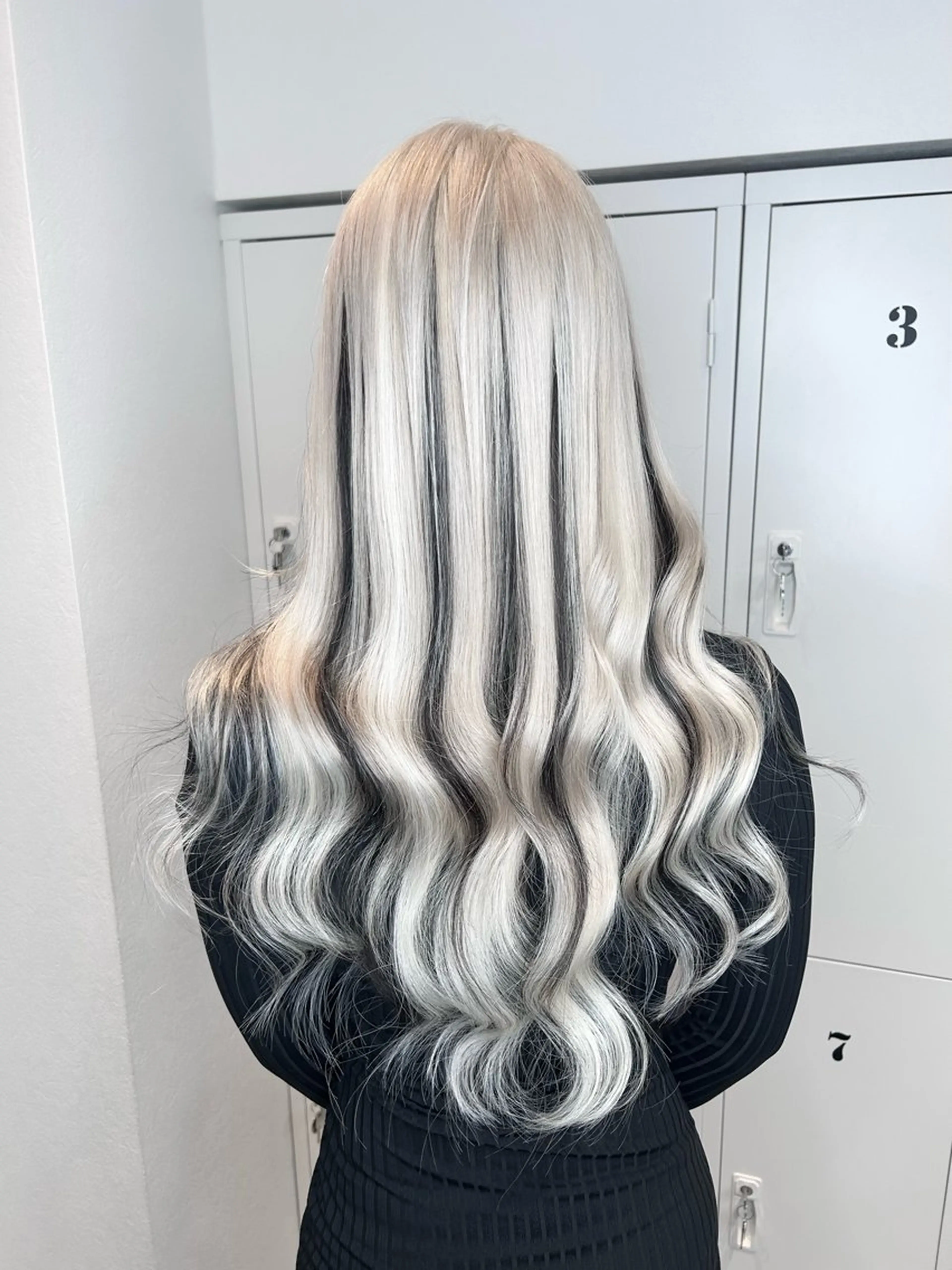 ロング カラー ブリーチ エクステ ヘアカラー トリートメント エクステ ENA💗NEXT /ハイトーンエクステのヘアスタイル