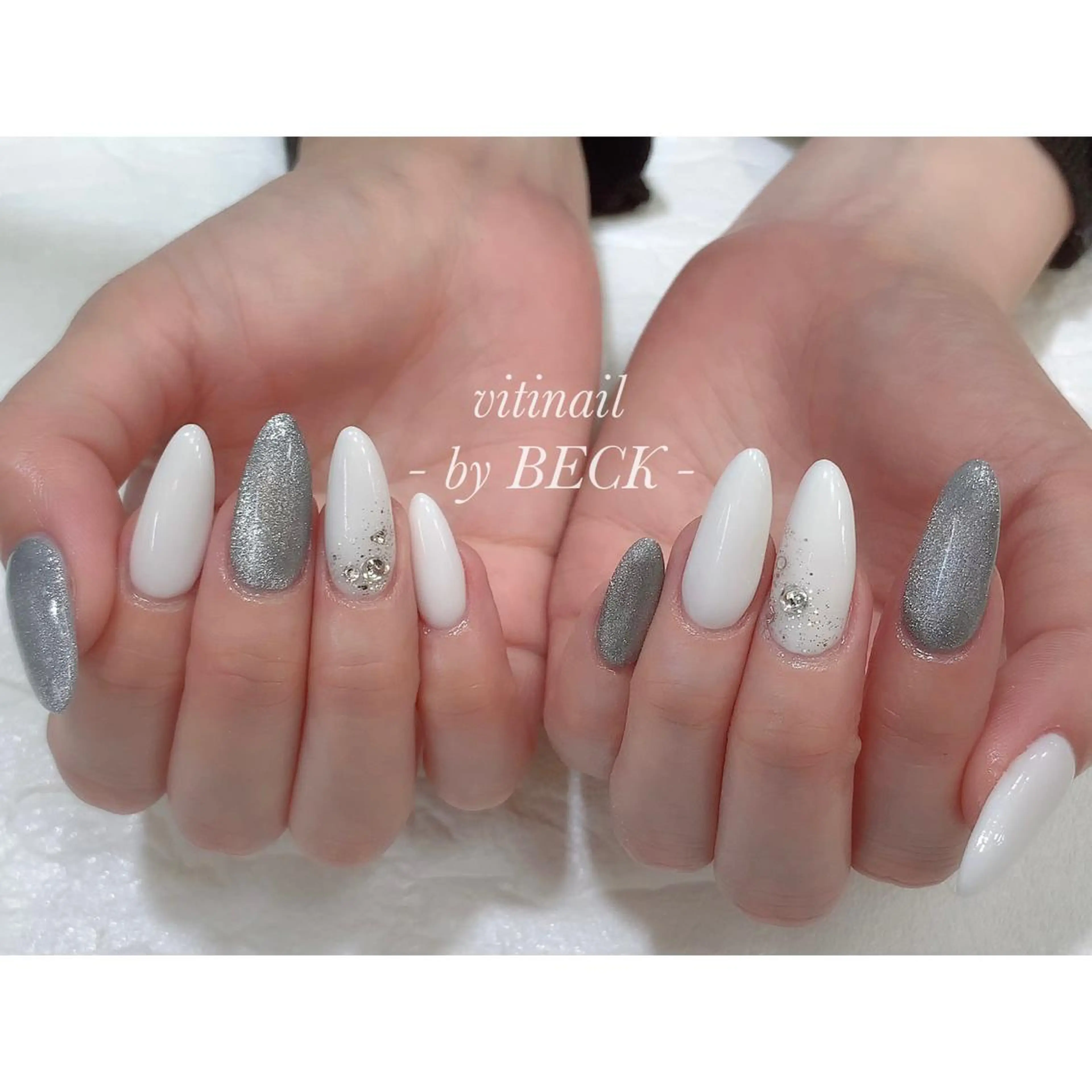 ネイル vitinail／ 𝘠𝘶𝘬𝘪.のネイルデザイン