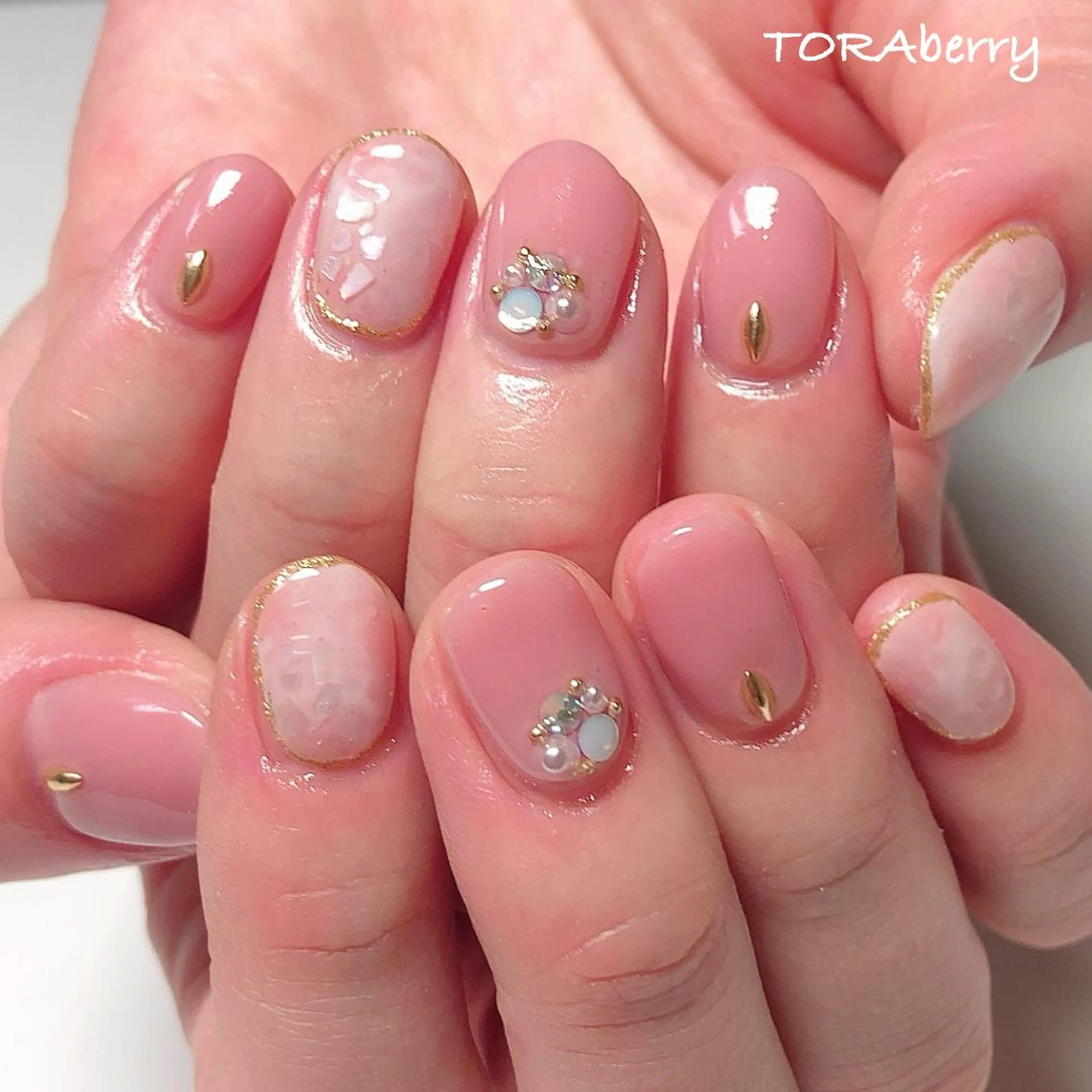 ネイル ハンドネイル ネイリスト なつみのネイルデザイン