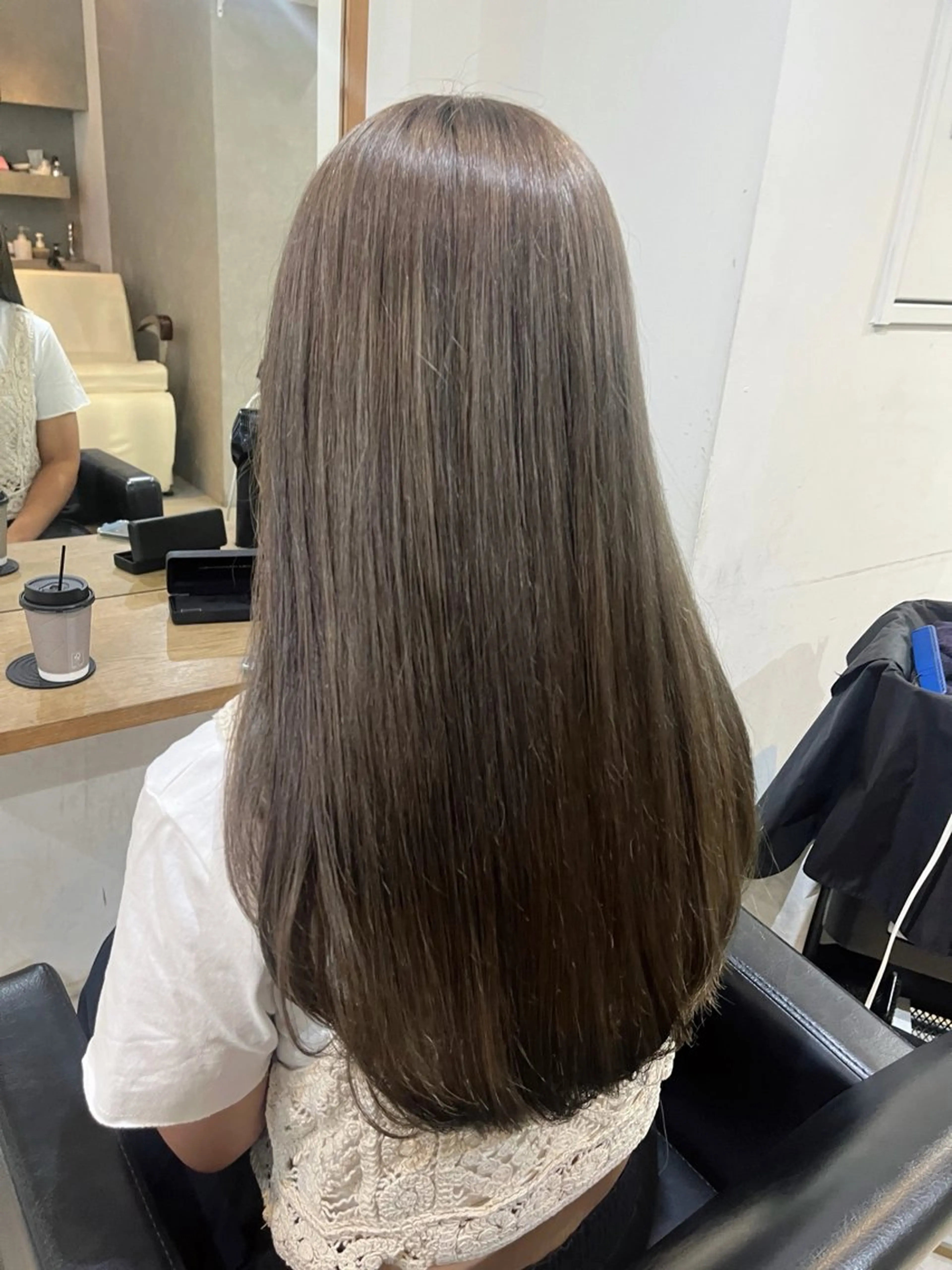 ロング カラー ✨🎨ブリーチなし 透明感カラー✨美友のヘアスタイル