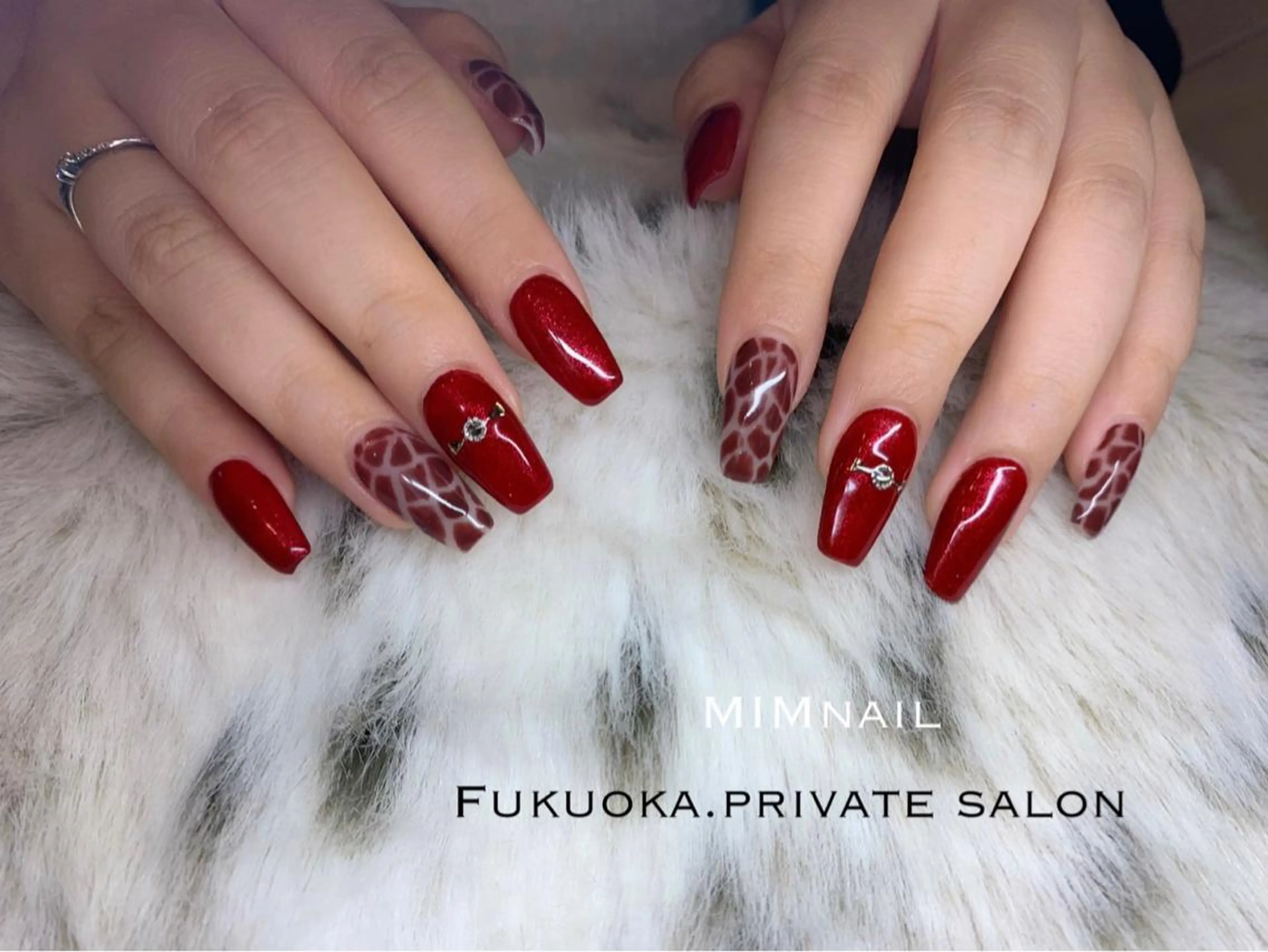 ネイル アニマル柄 アートネイル フレンチネイル 韓国ネイル マグネットネイル *･*MIMnail 1号店･*:･*のネイルデザイン